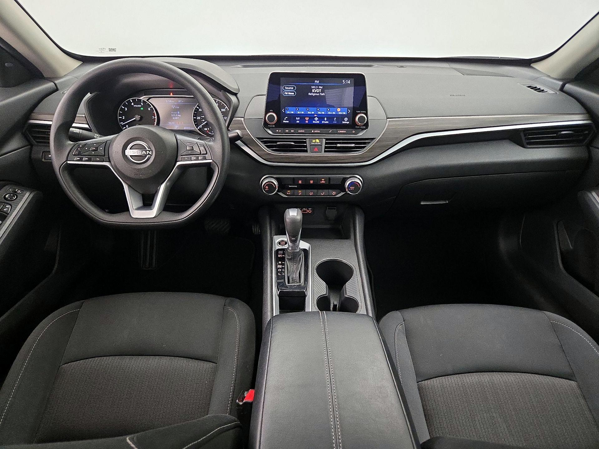 Thumbnail: 2025 Nissan Altima - 9