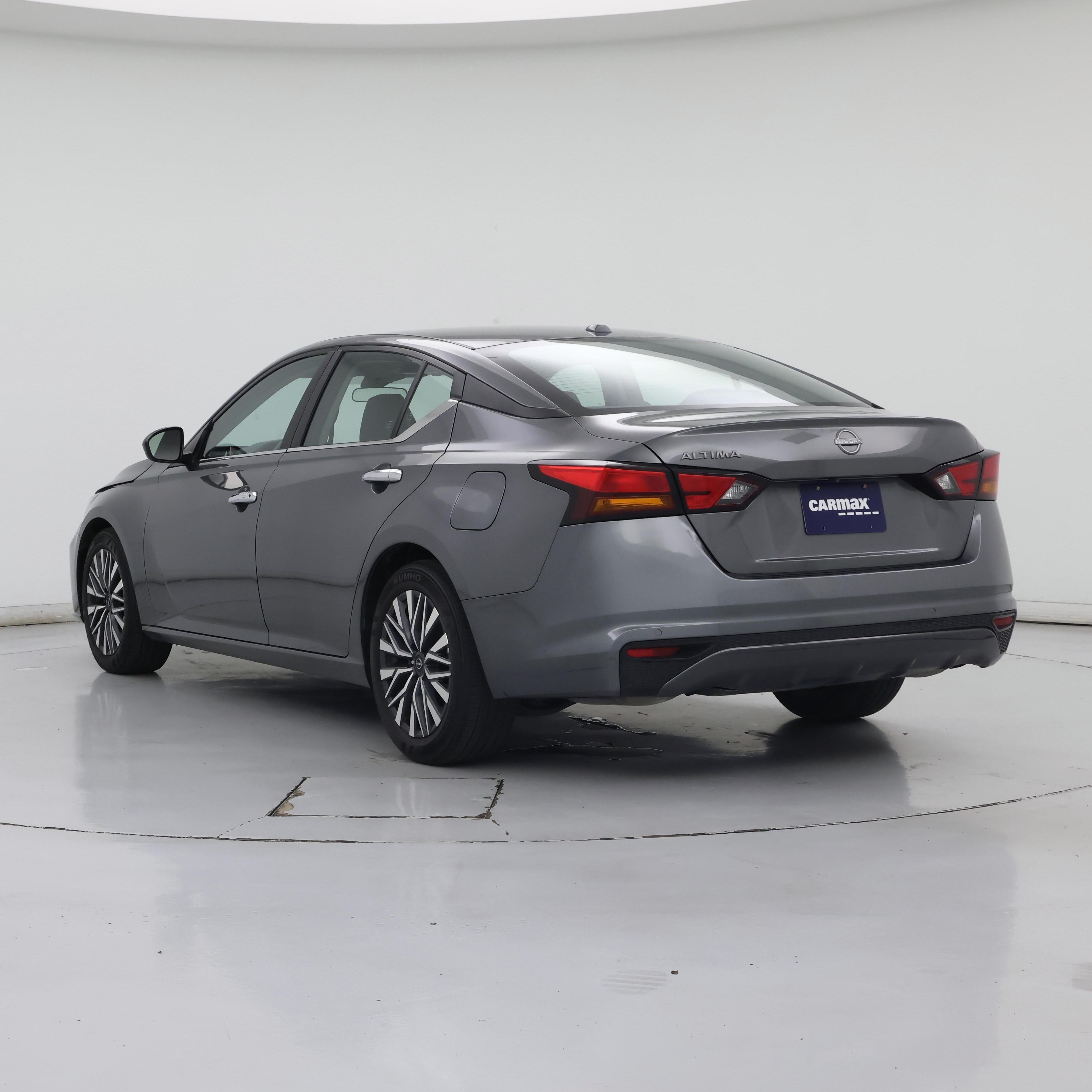 Thumbnail: 2025 Nissan Altima - 2