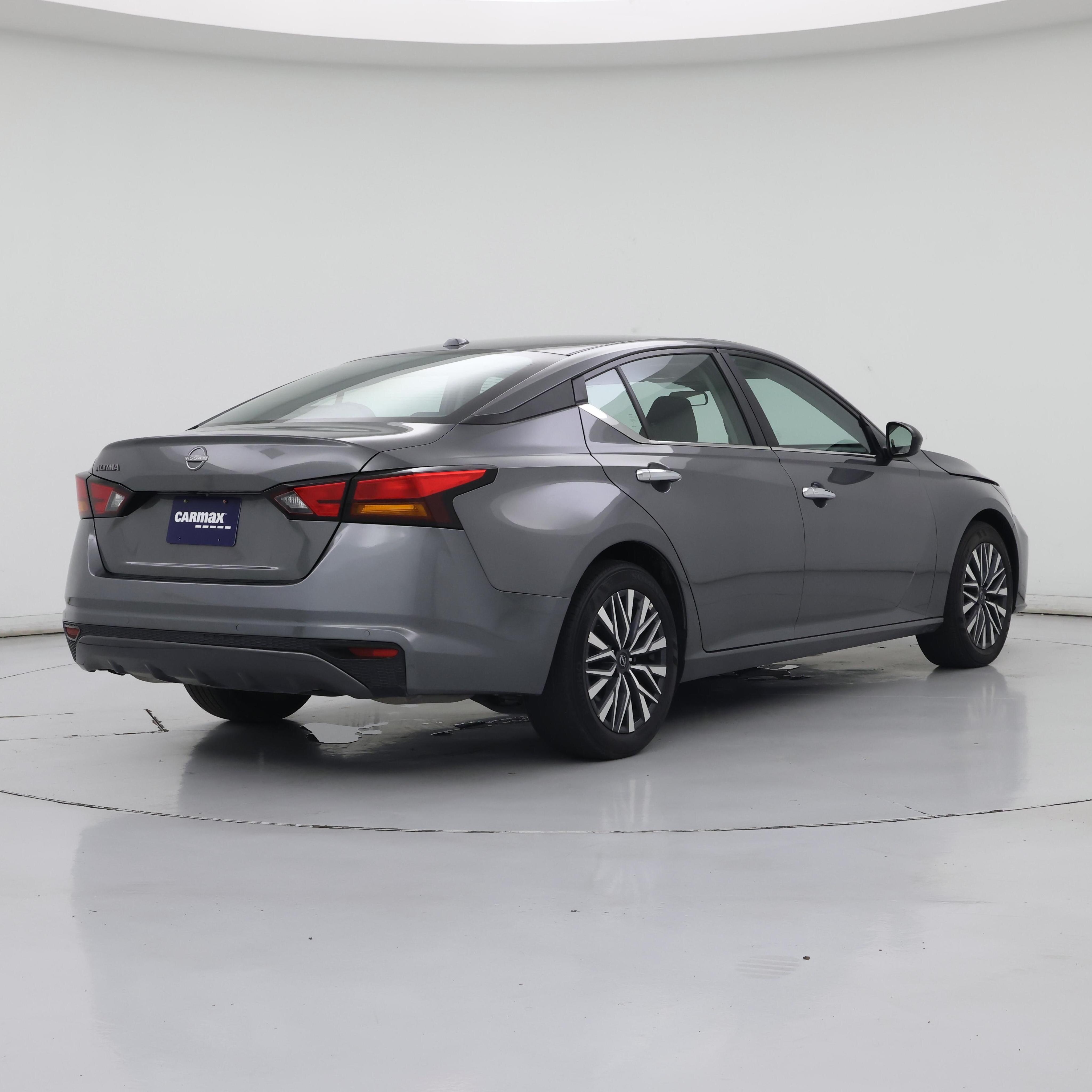 Thumbnail: 2025 Nissan Altima - 8