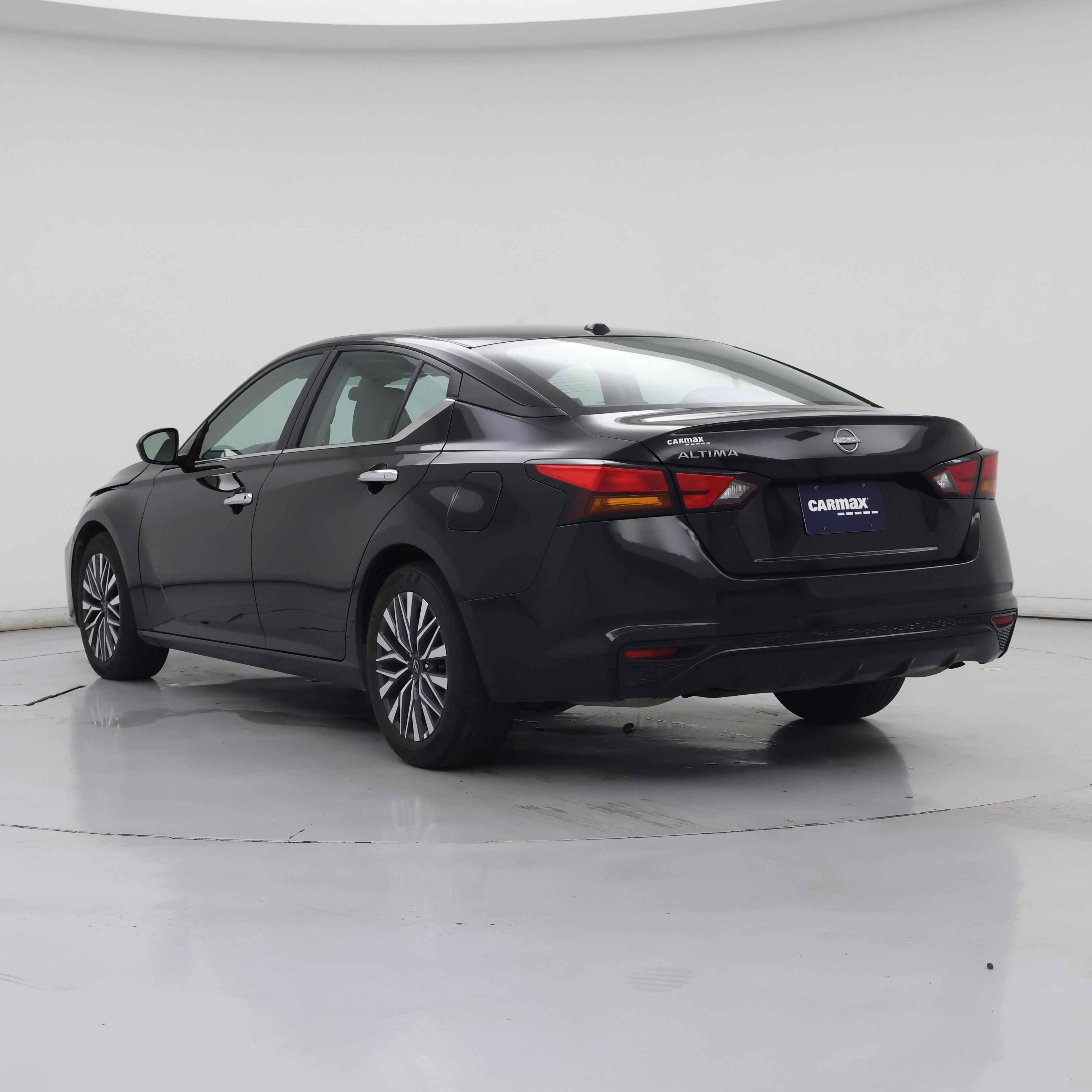 Thumbnail: 2025 Nissan Altima - 2