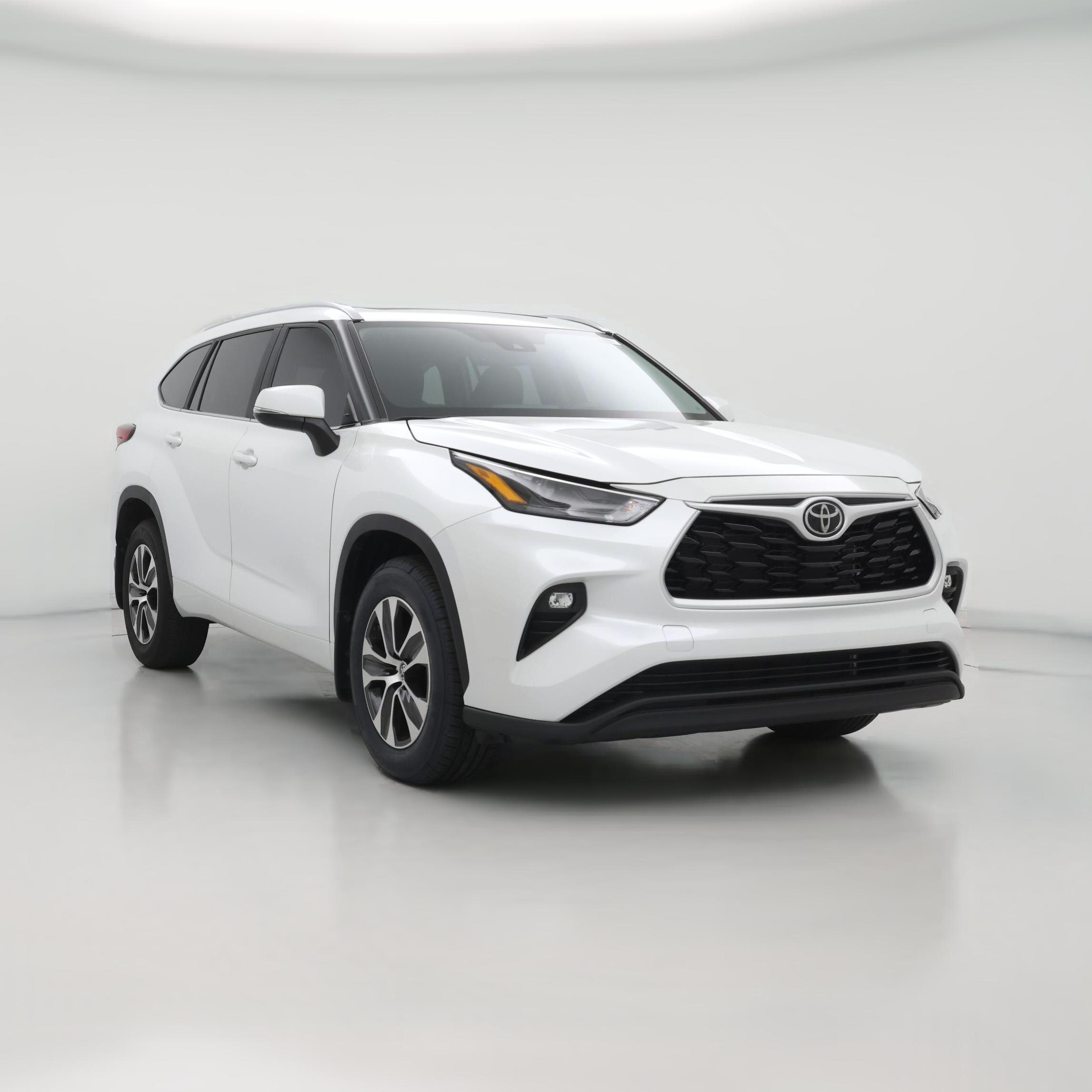 Thumbnail: 2023 Toyota Highlander - 1