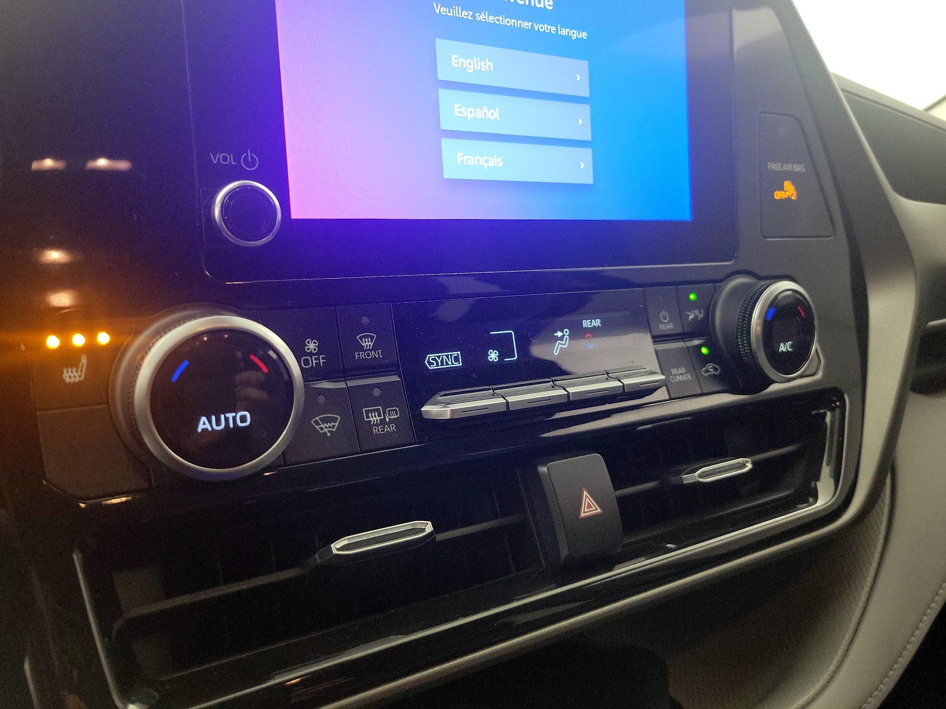 Thumbnail: 2023 Toyota Highlander - 16