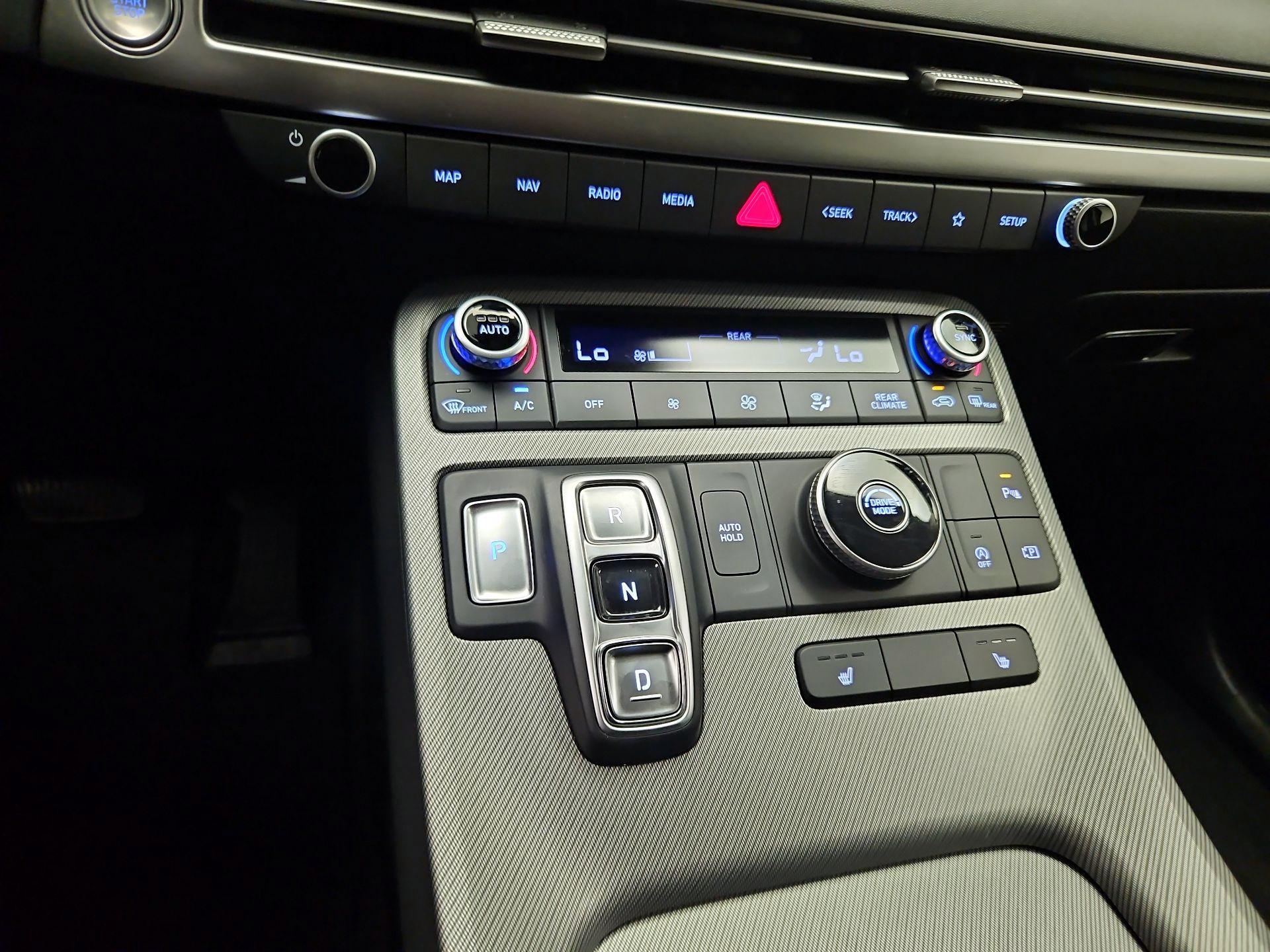 Thumbnail: 2024 Hyundai Palisade - 17