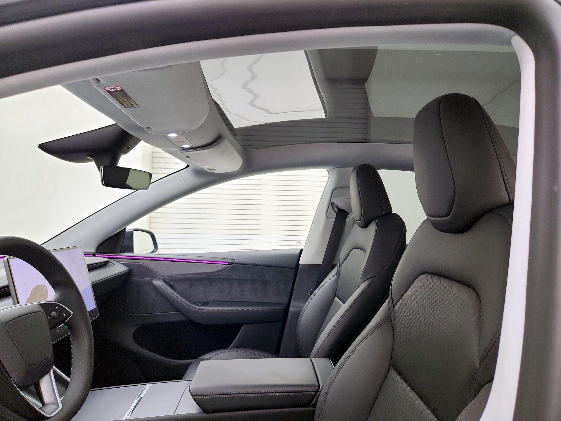 Thumbnail: 2026 Tesla Model Y - 18