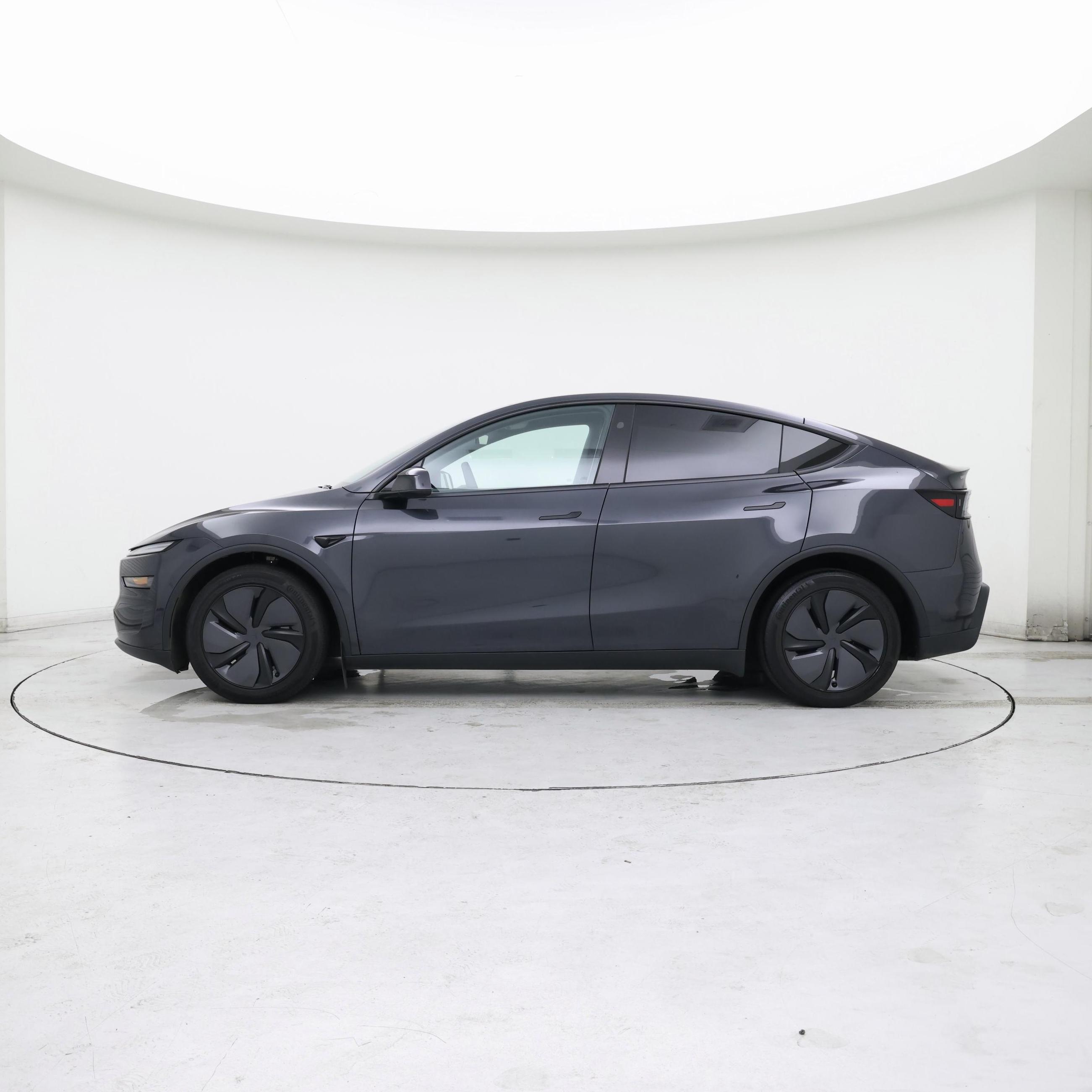 Thumbnail: 2026 Tesla Model Y - 3