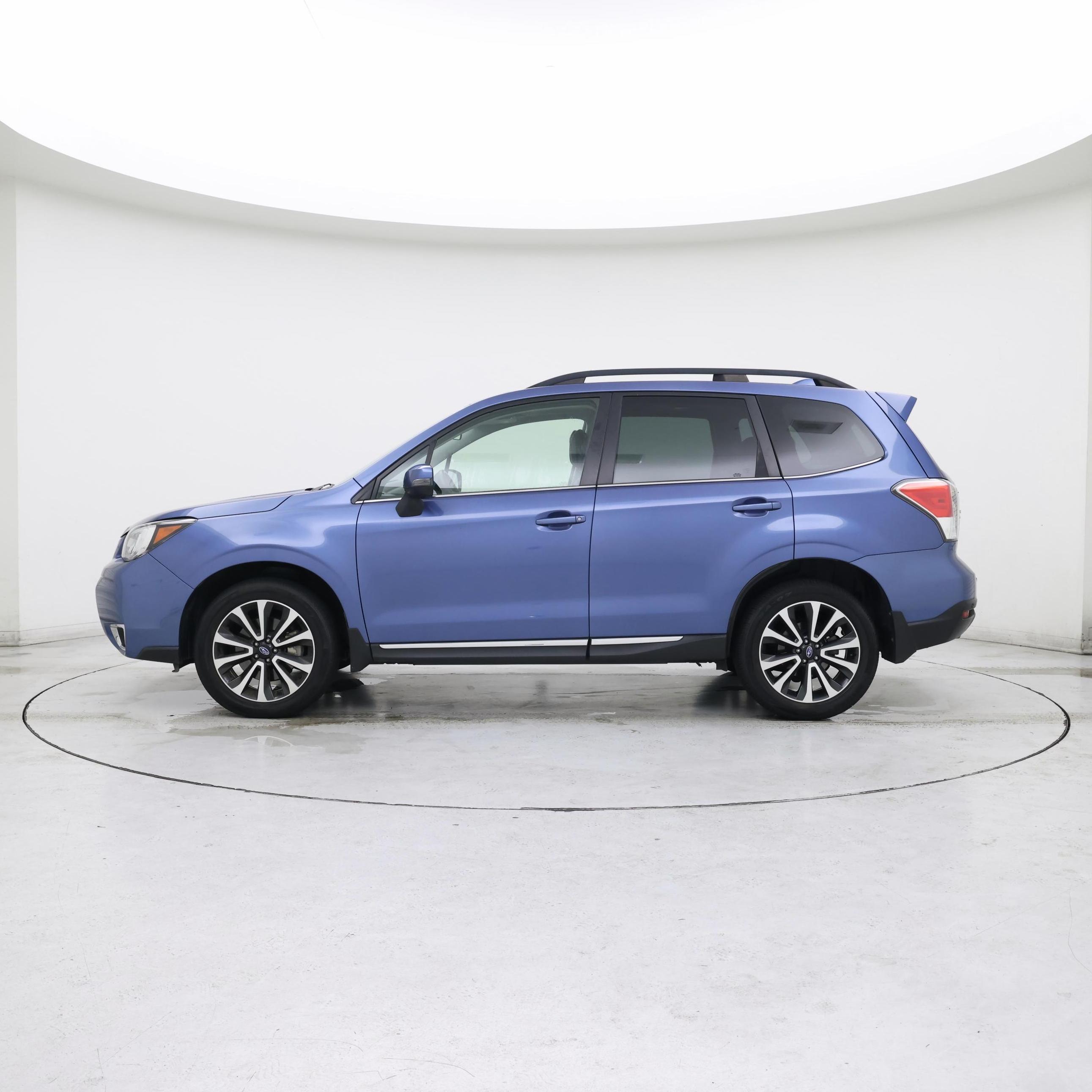 Thumbnail: 2018 Subaru Forester - 3