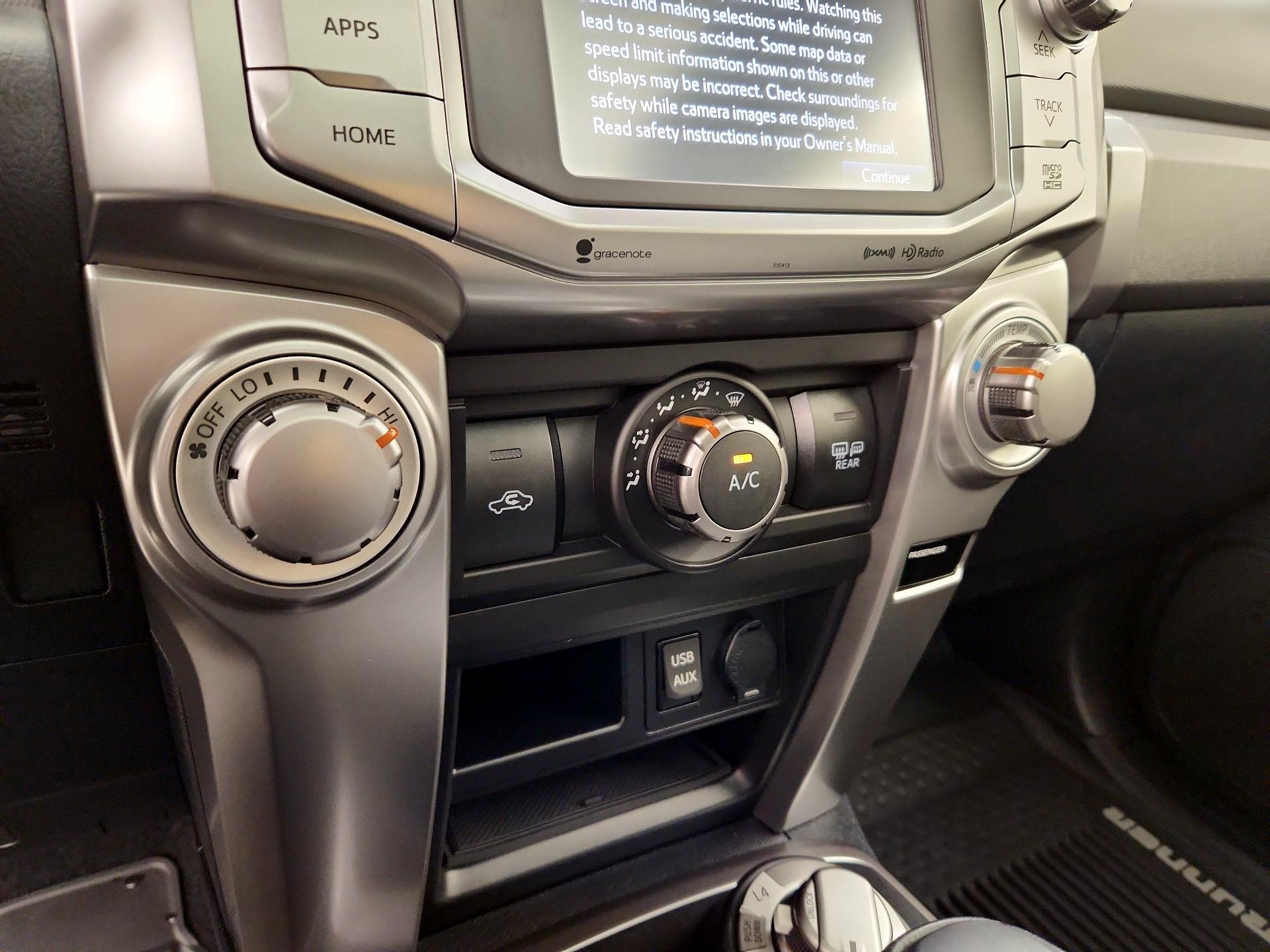 Thumbnail: 2019 Toyota 4Runner - 16