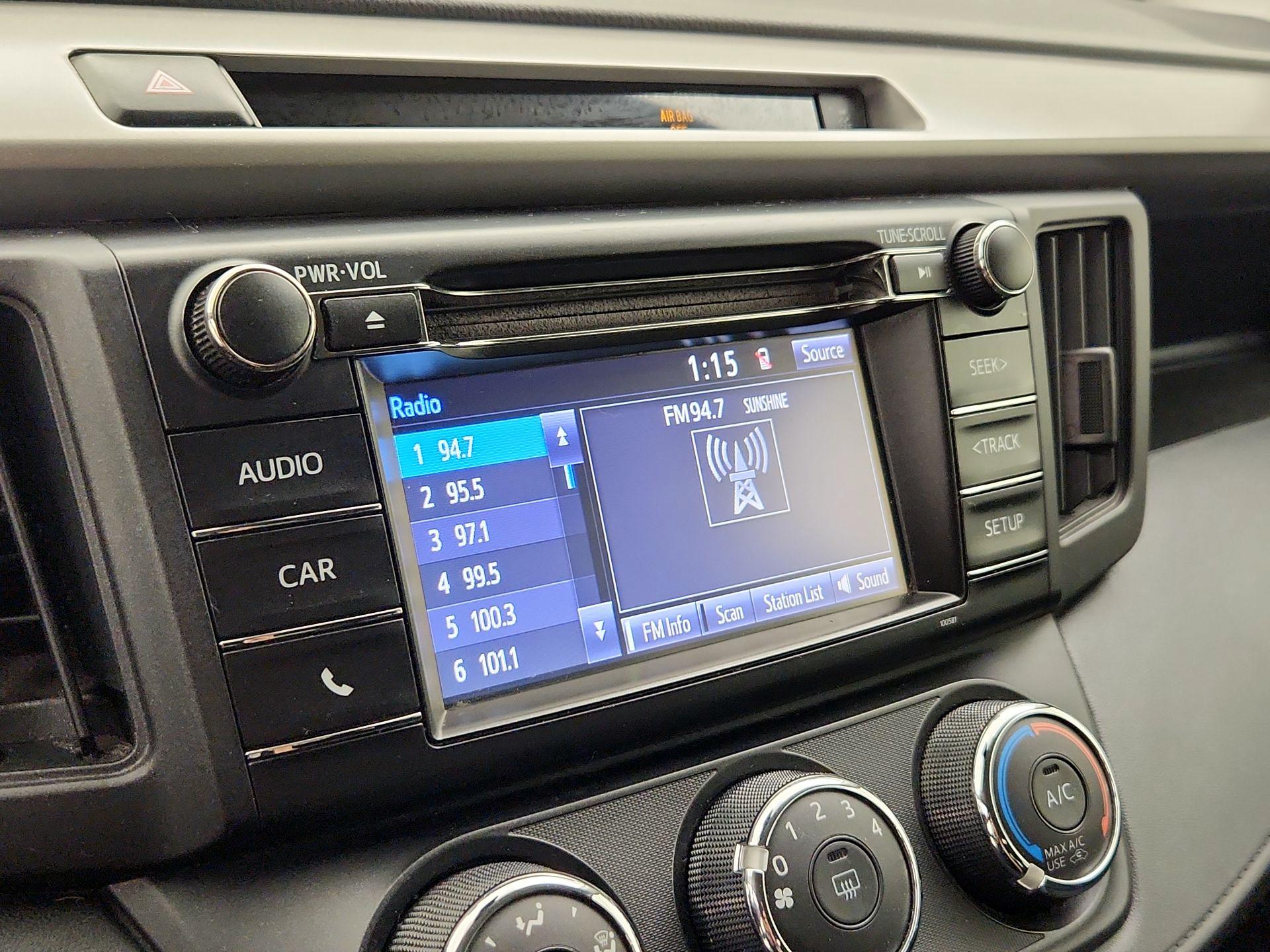 Thumbnail: 2017 Toyota RAV4 - 15