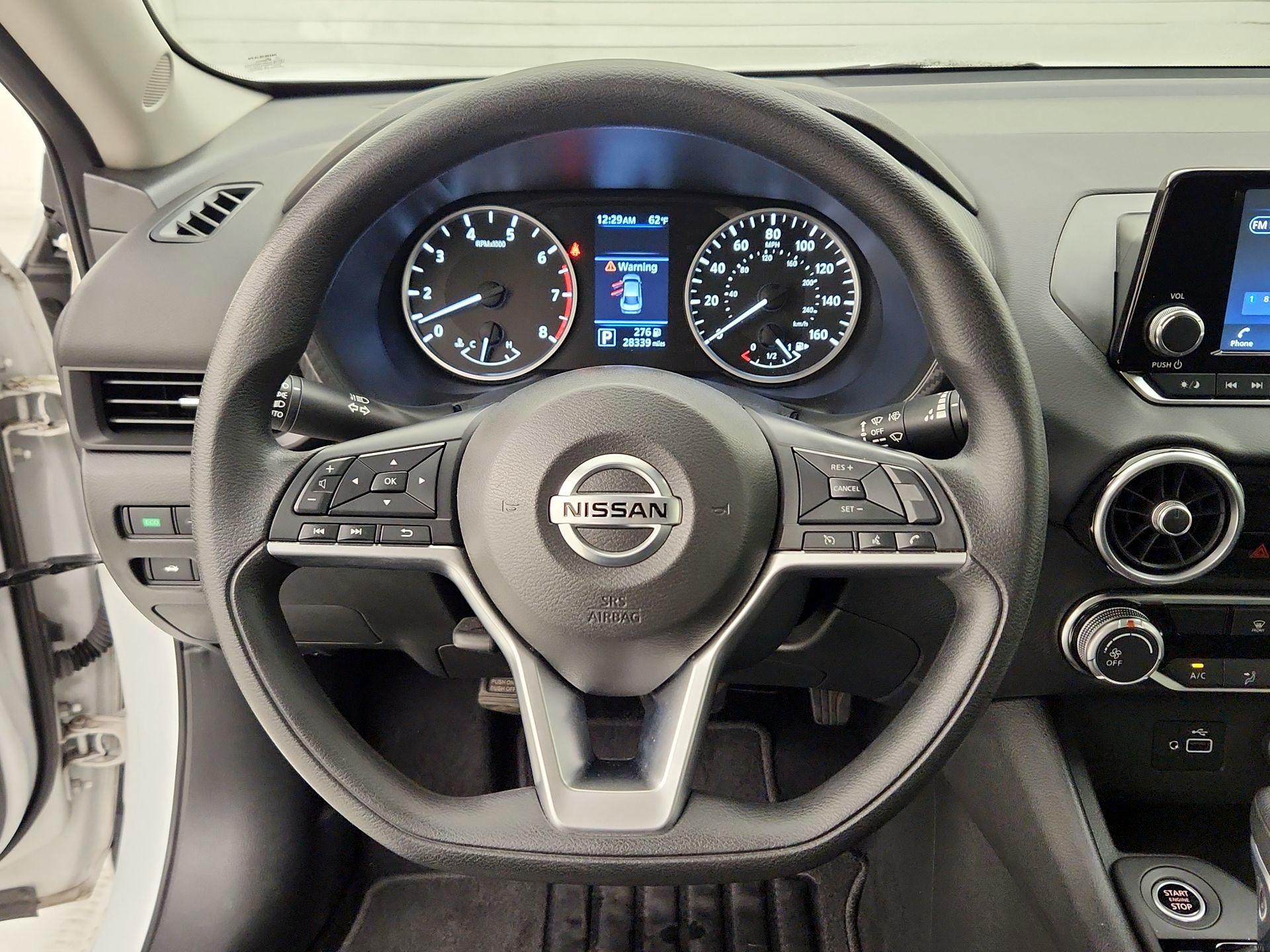 Thumbnail: 2022 Nissan Sentra - 10