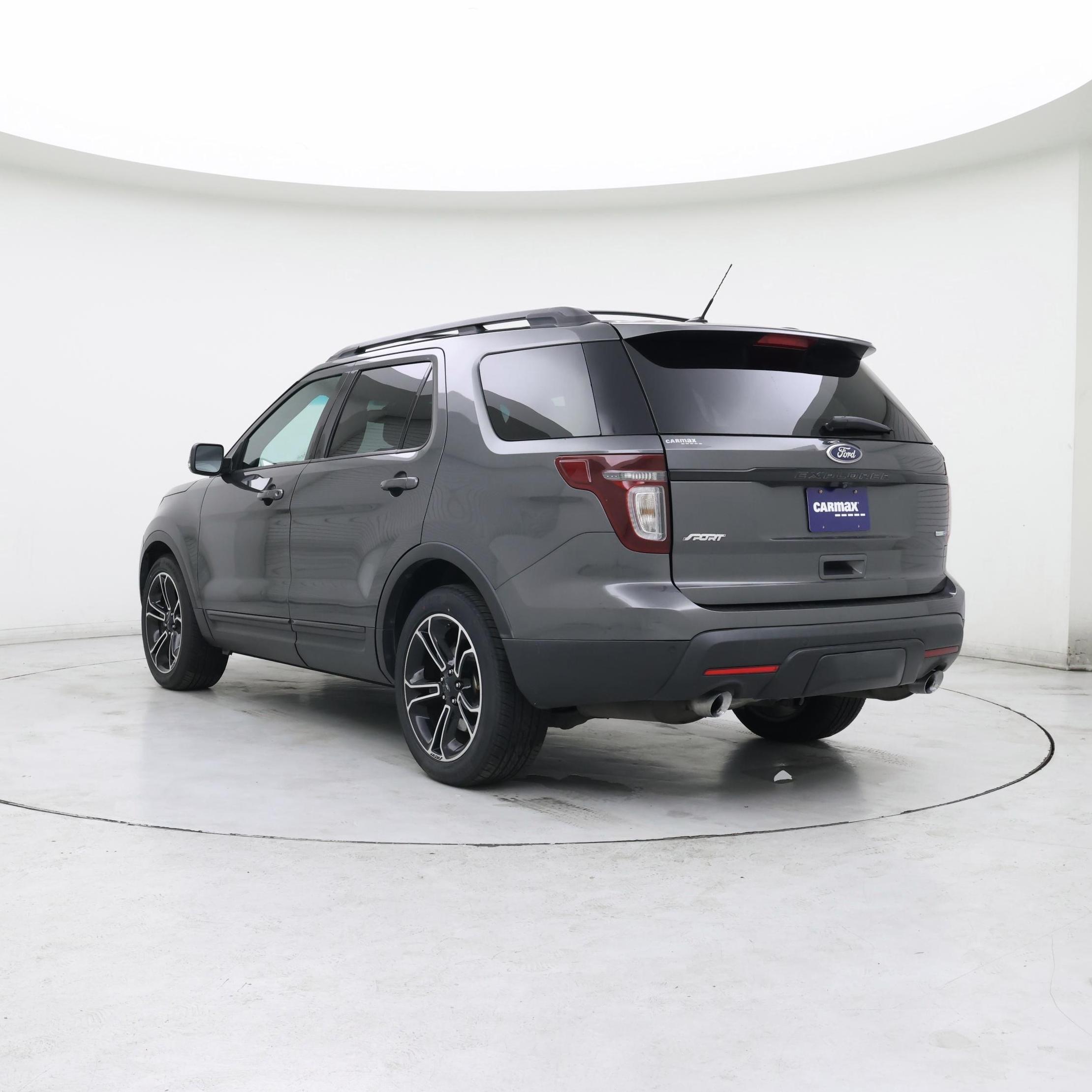 Thumbnail: 2015 Ford Explorer - 2