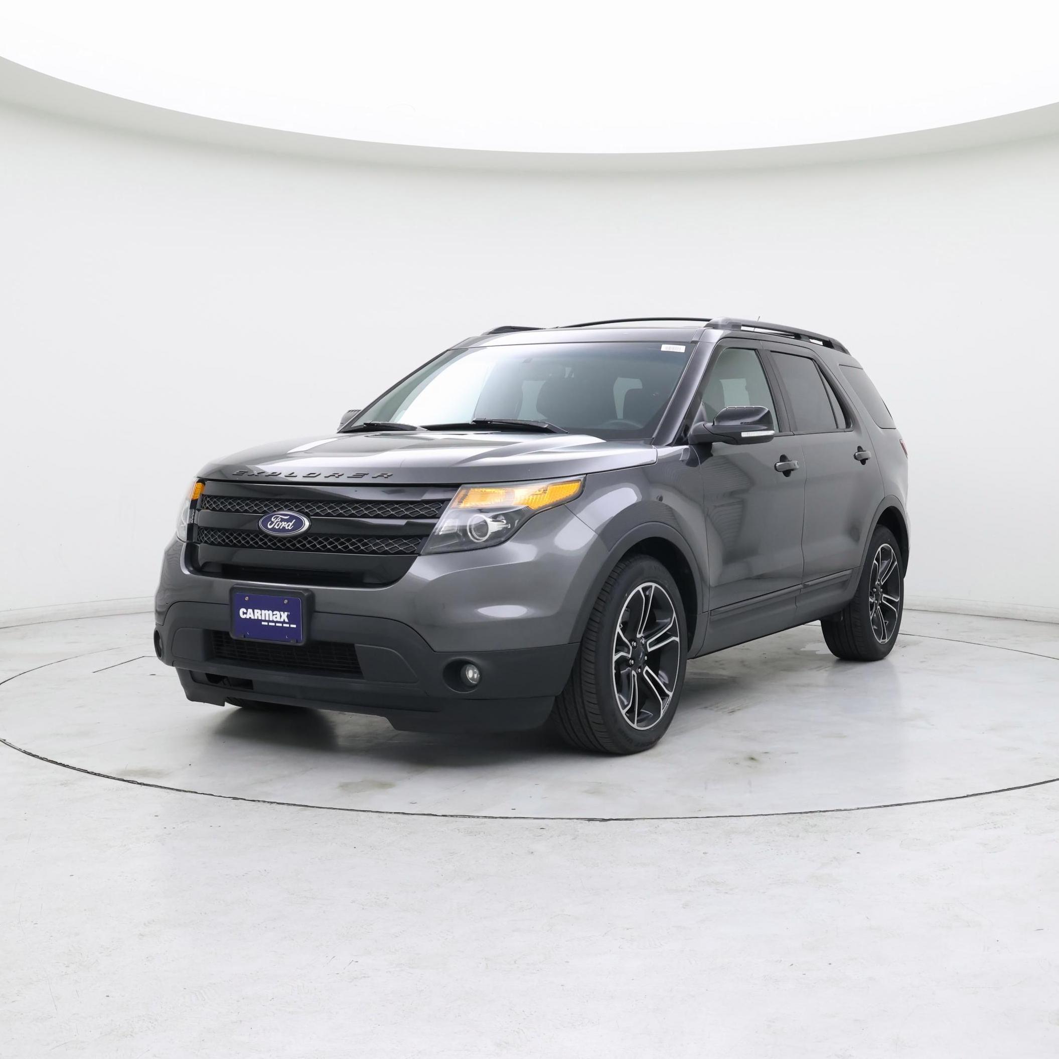 Thumbnail: 2015 Ford Explorer - 4