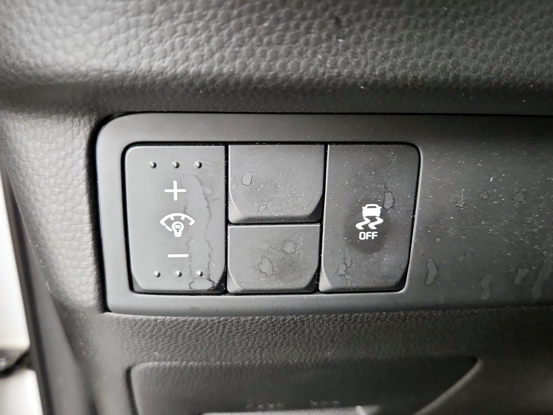 Thumbnail: 2017 Kia Soul - 13