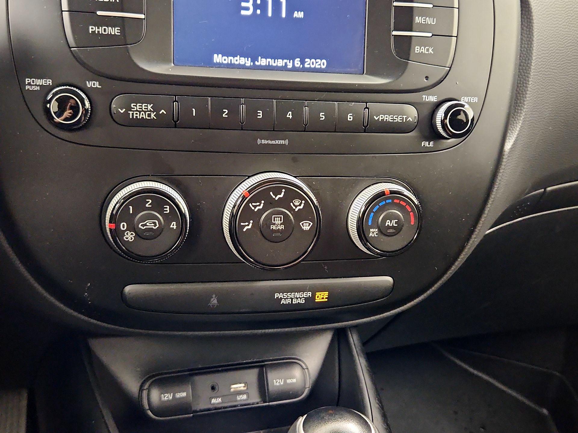 Thumbnail: 2017 Kia Soul - 15