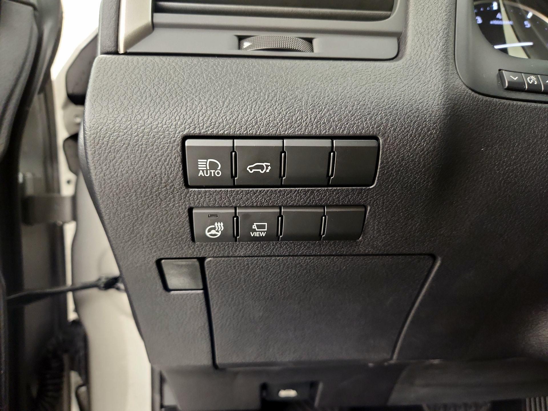 Thumbnail: 2022 Lexus RX - 13