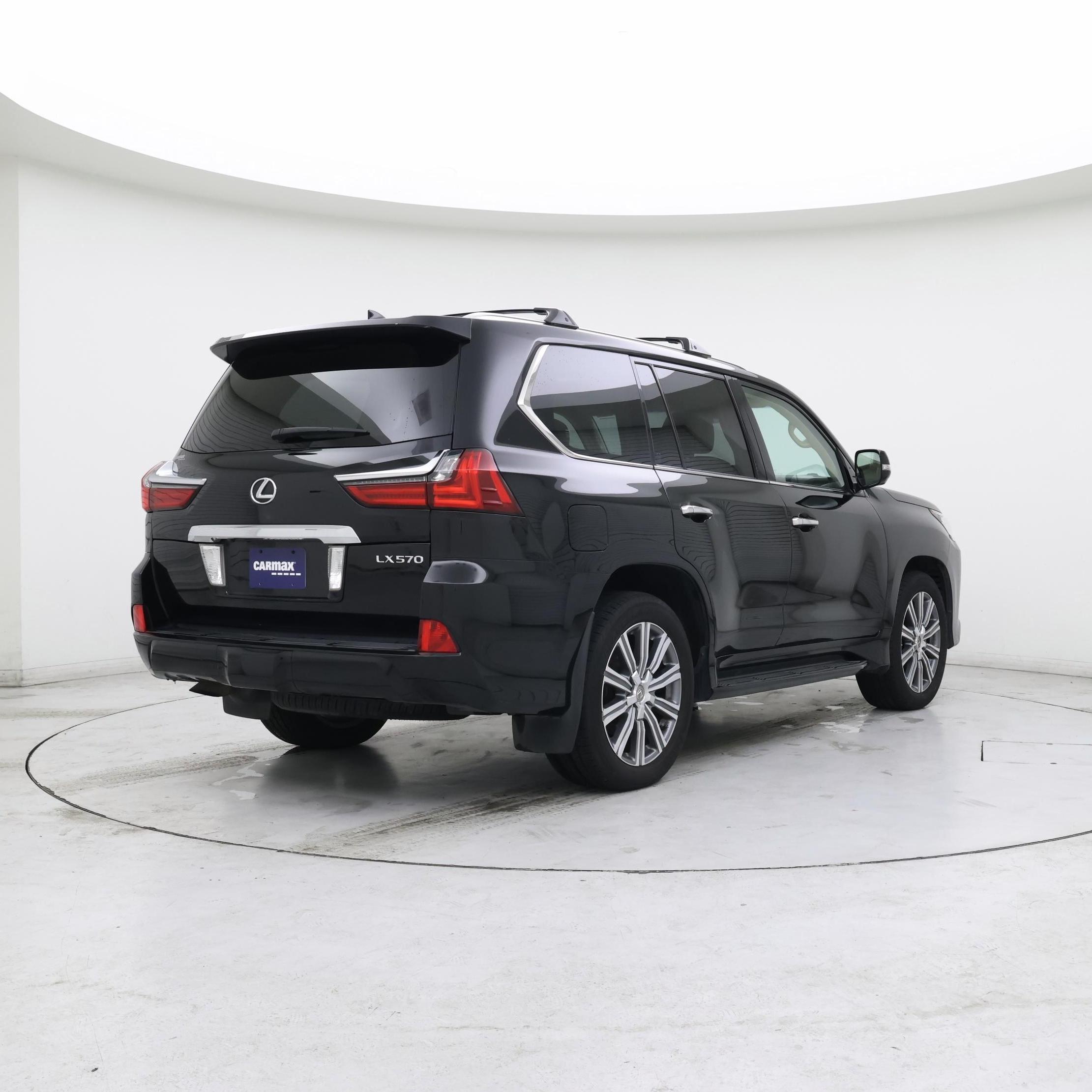 Thumbnail: 2017 Lexus LX - 8