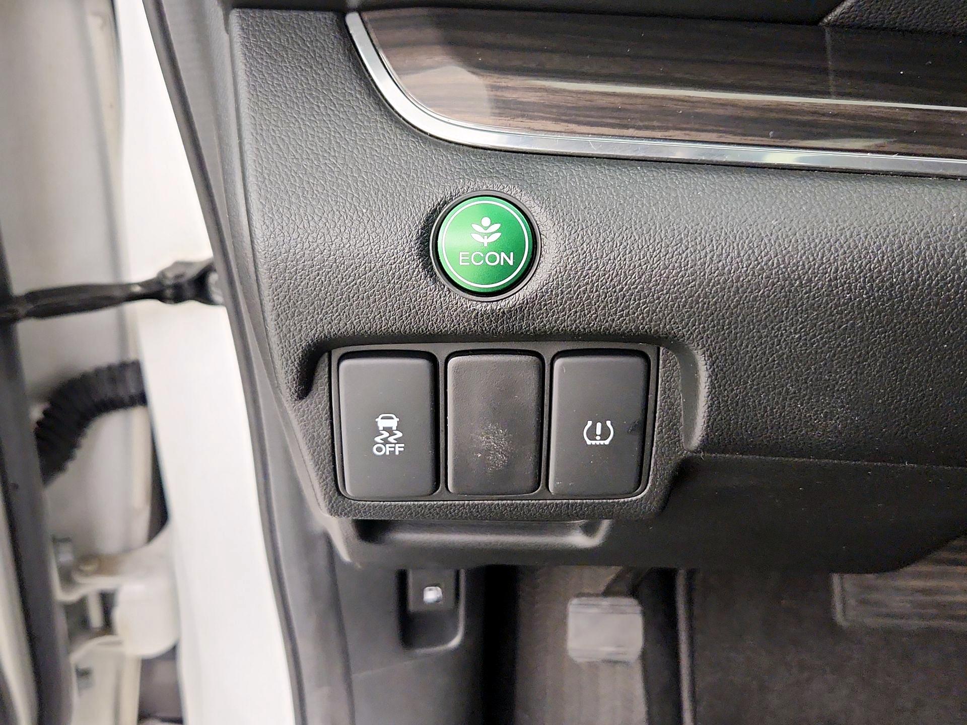 Thumbnail: 2015 Honda CR-V - 13