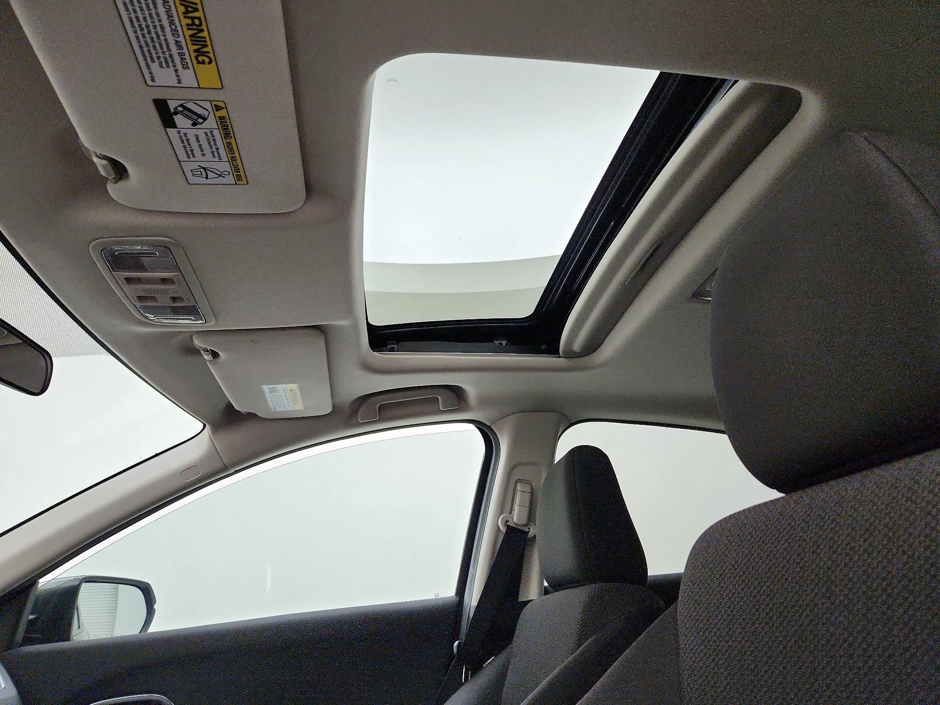 Thumbnail: 2016 Honda HR-V - 19