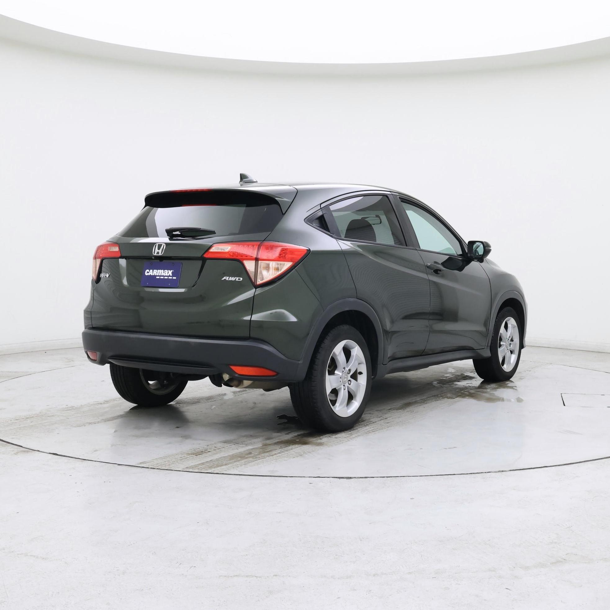 Thumbnail: 2016 Honda HR-V - 8