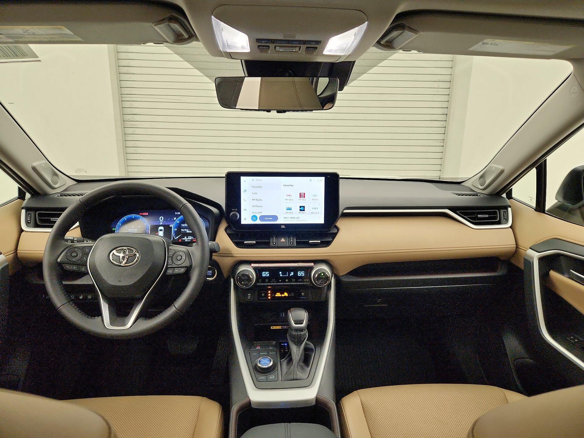 Thumbnail: 2025 Toyota RAV4 - 9