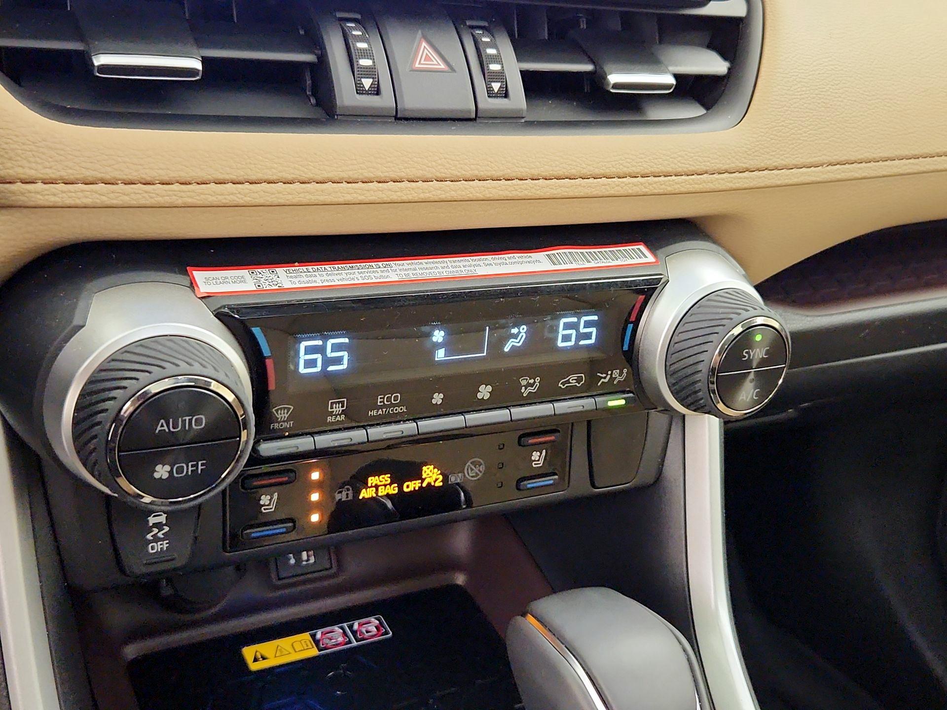 Thumbnail: 2025 Toyota RAV4 - 17