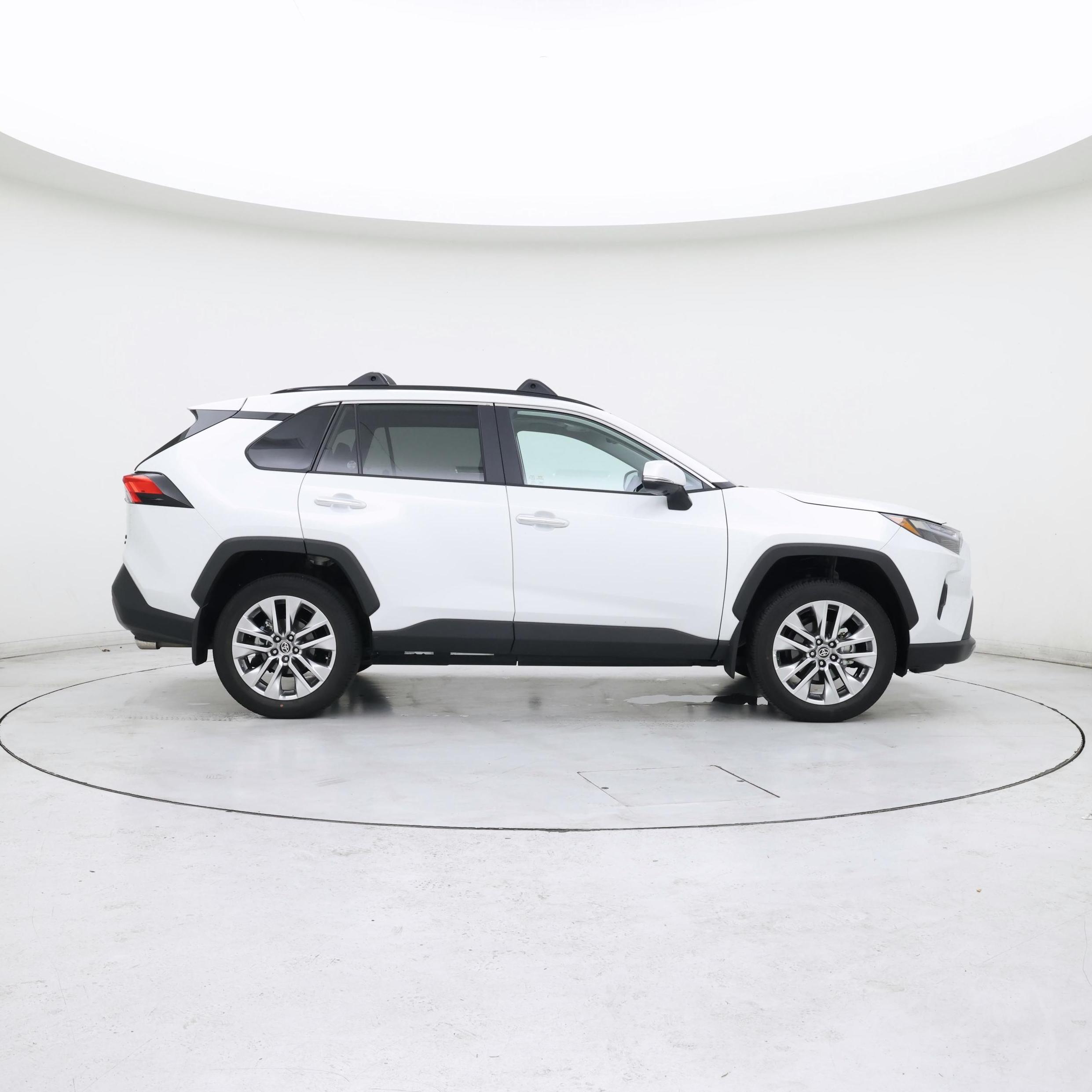 Thumbnail: 2025 Toyota RAV4 - 7