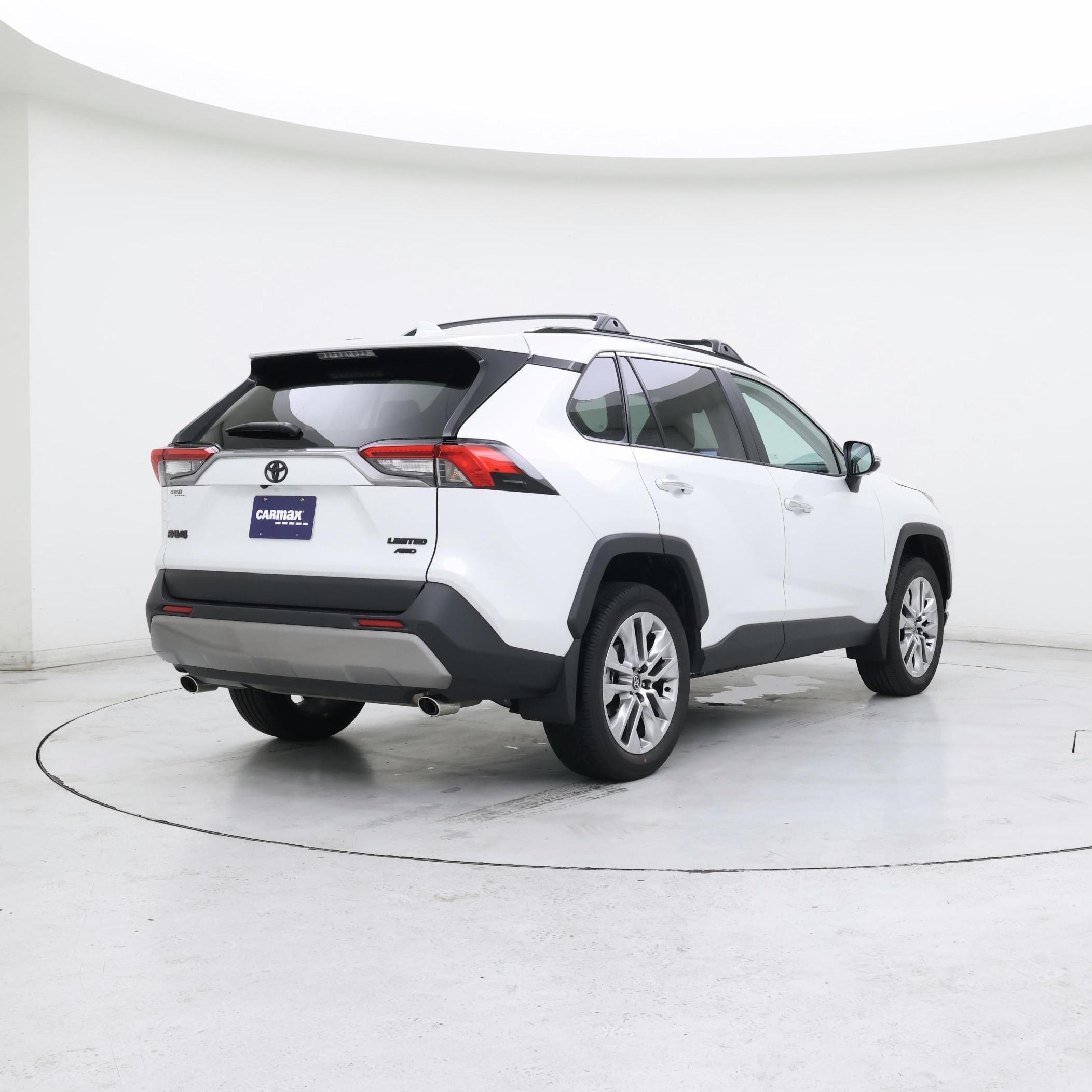 Thumbnail: 2025 Toyota RAV4 - 8