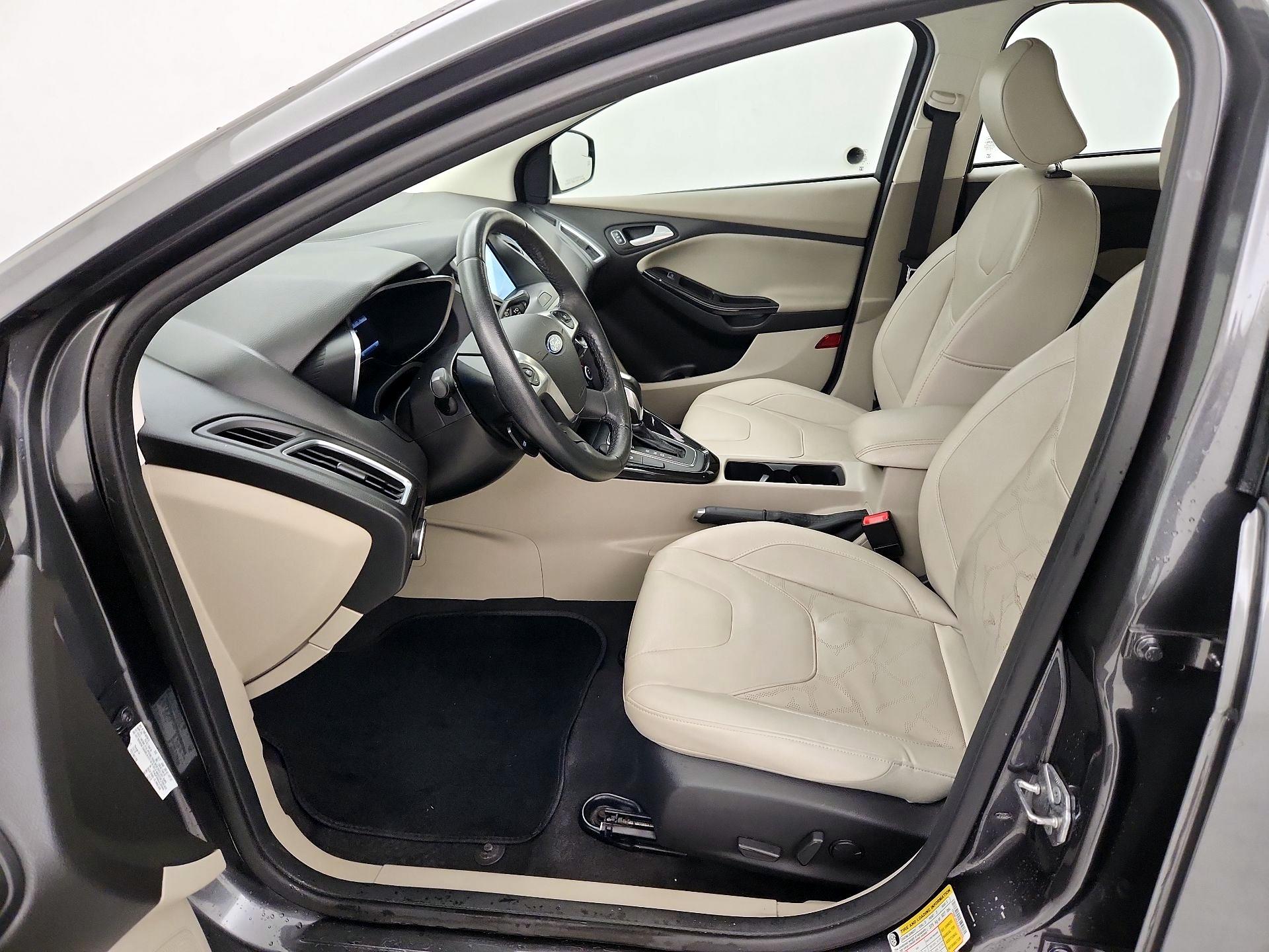 Thumbnail: 2018 Ford Focus - 11