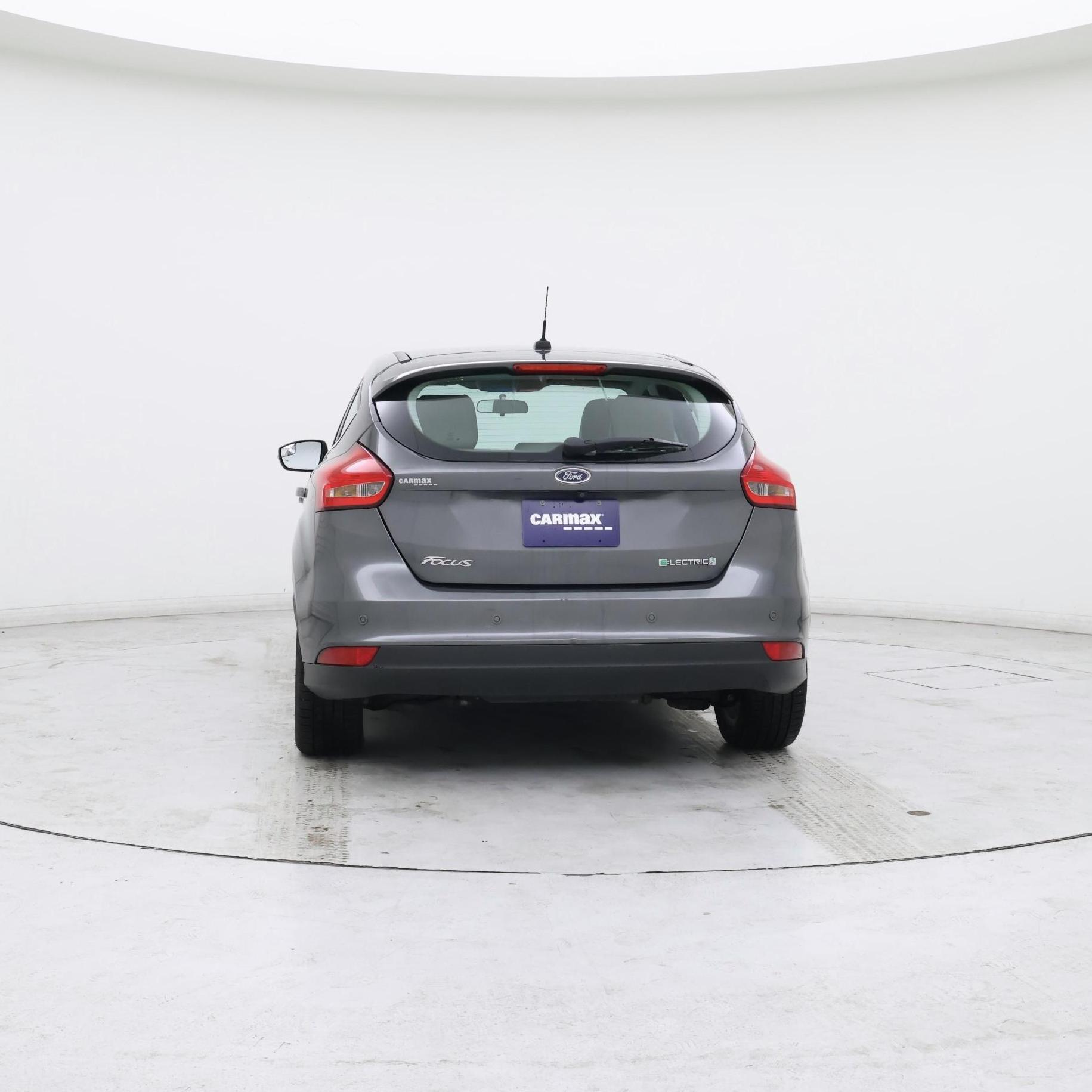 Thumbnail: 2018 Ford Focus - 6