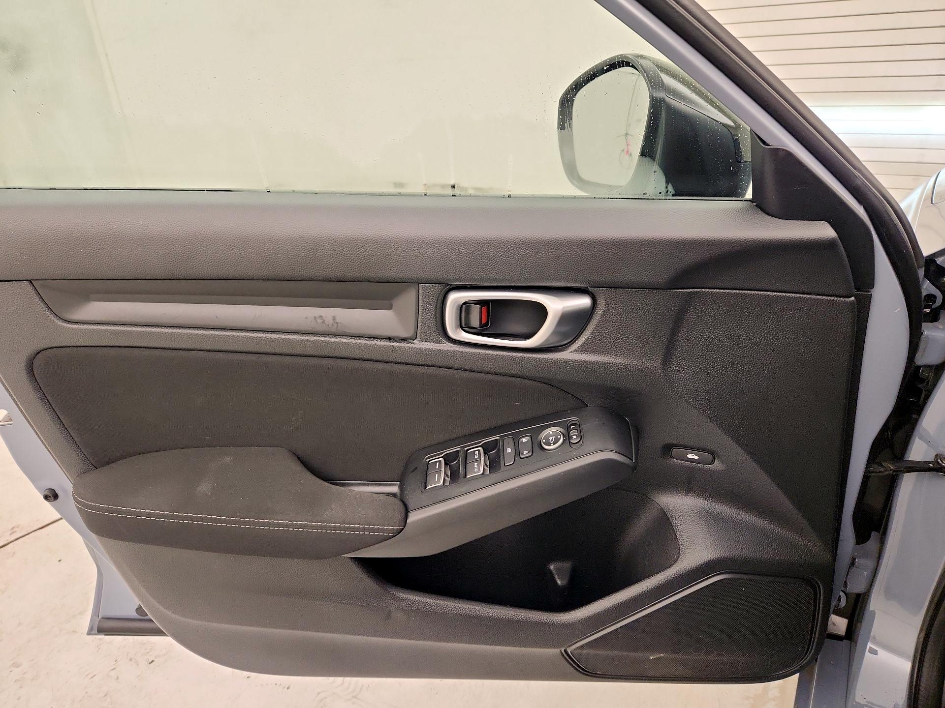 Thumbnail: 2023 Honda Civic - 12