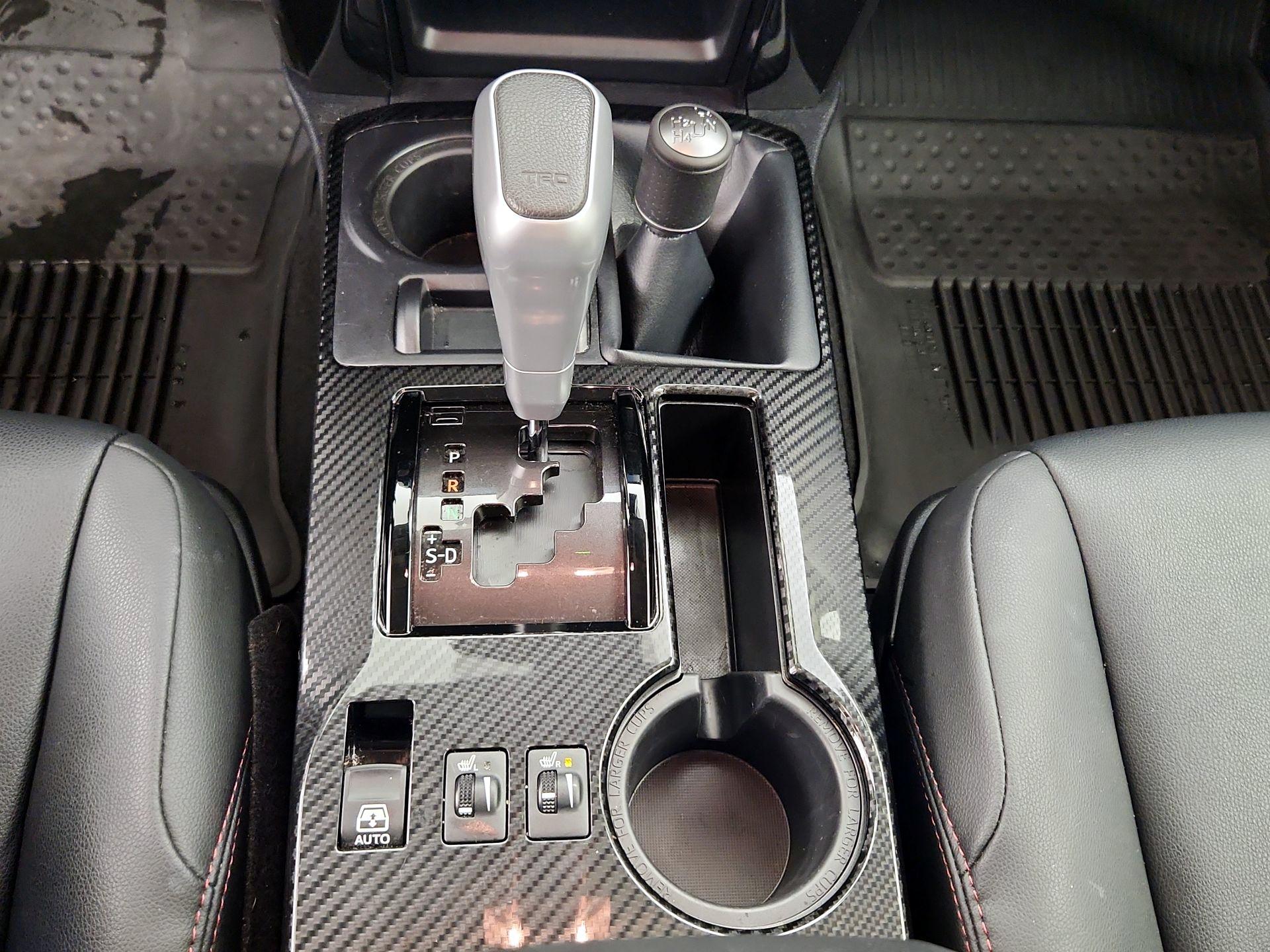 Thumbnail: 2023 Toyota 4Runner - 18