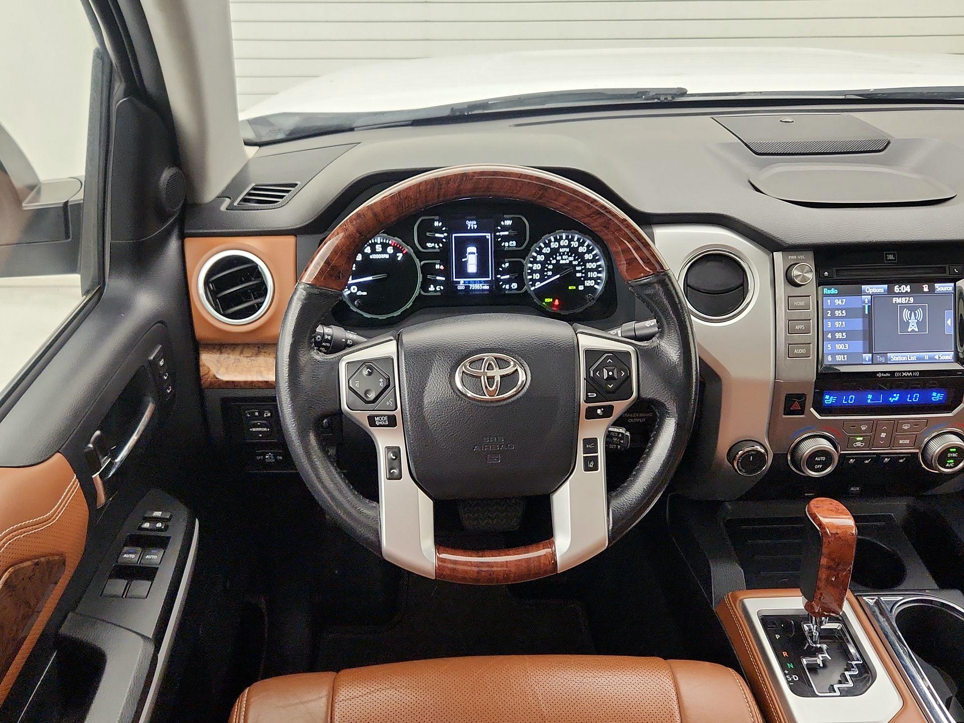 Thumbnail: 2019 Toyota Tundra - 10