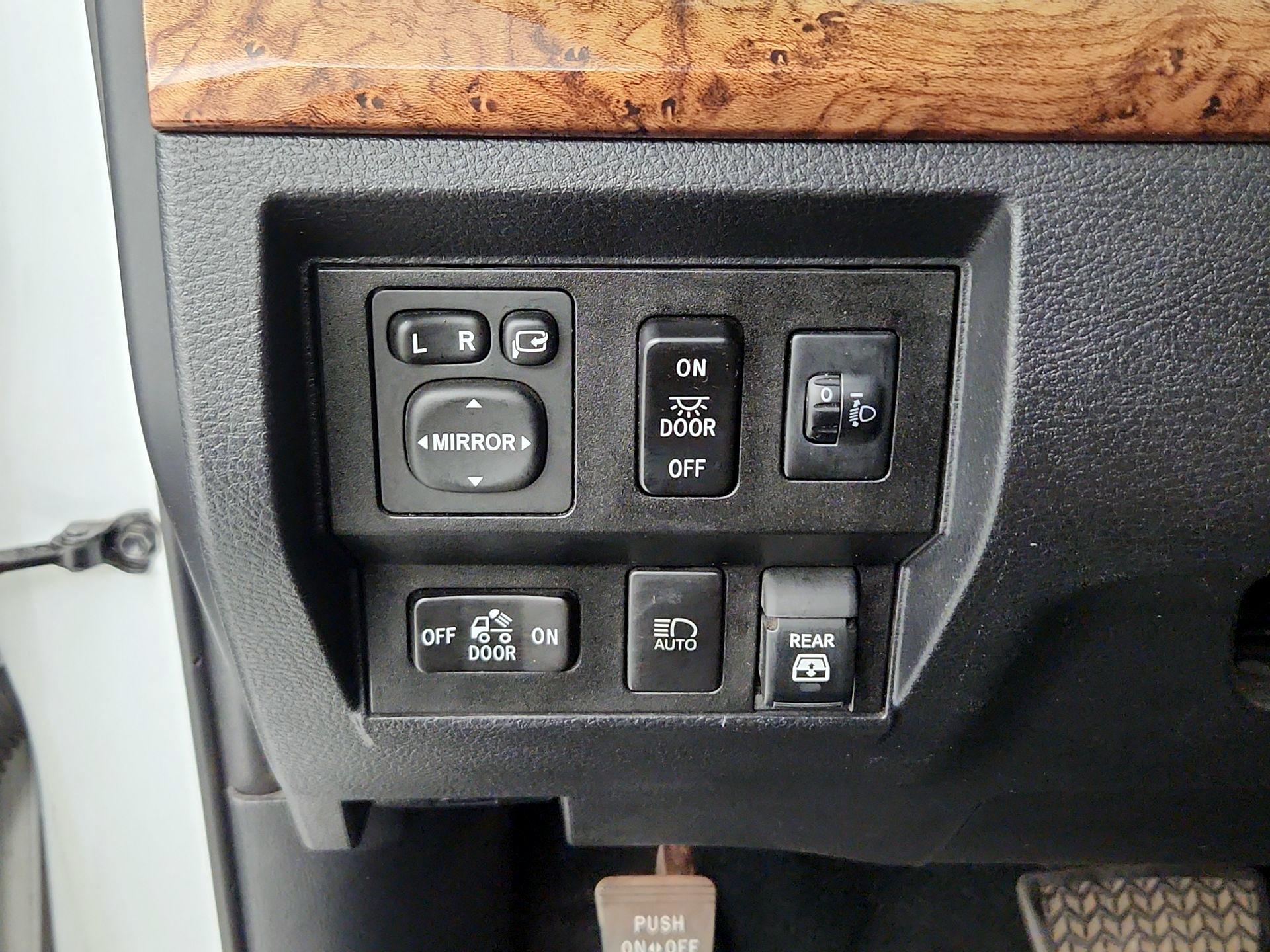 Thumbnail: 2019 Toyota Tundra - 13