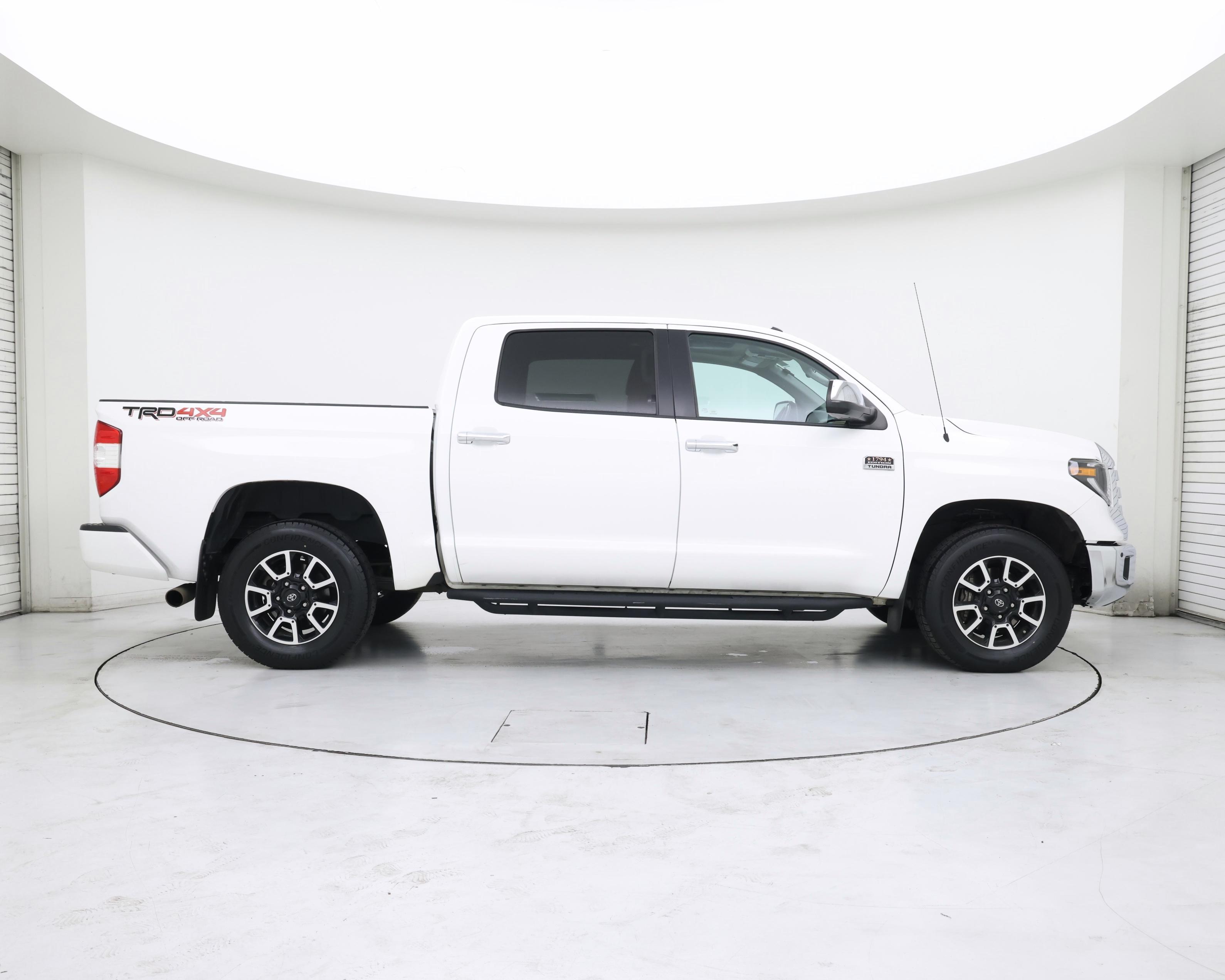 Thumbnail: 2019 Toyota Tundra - 7