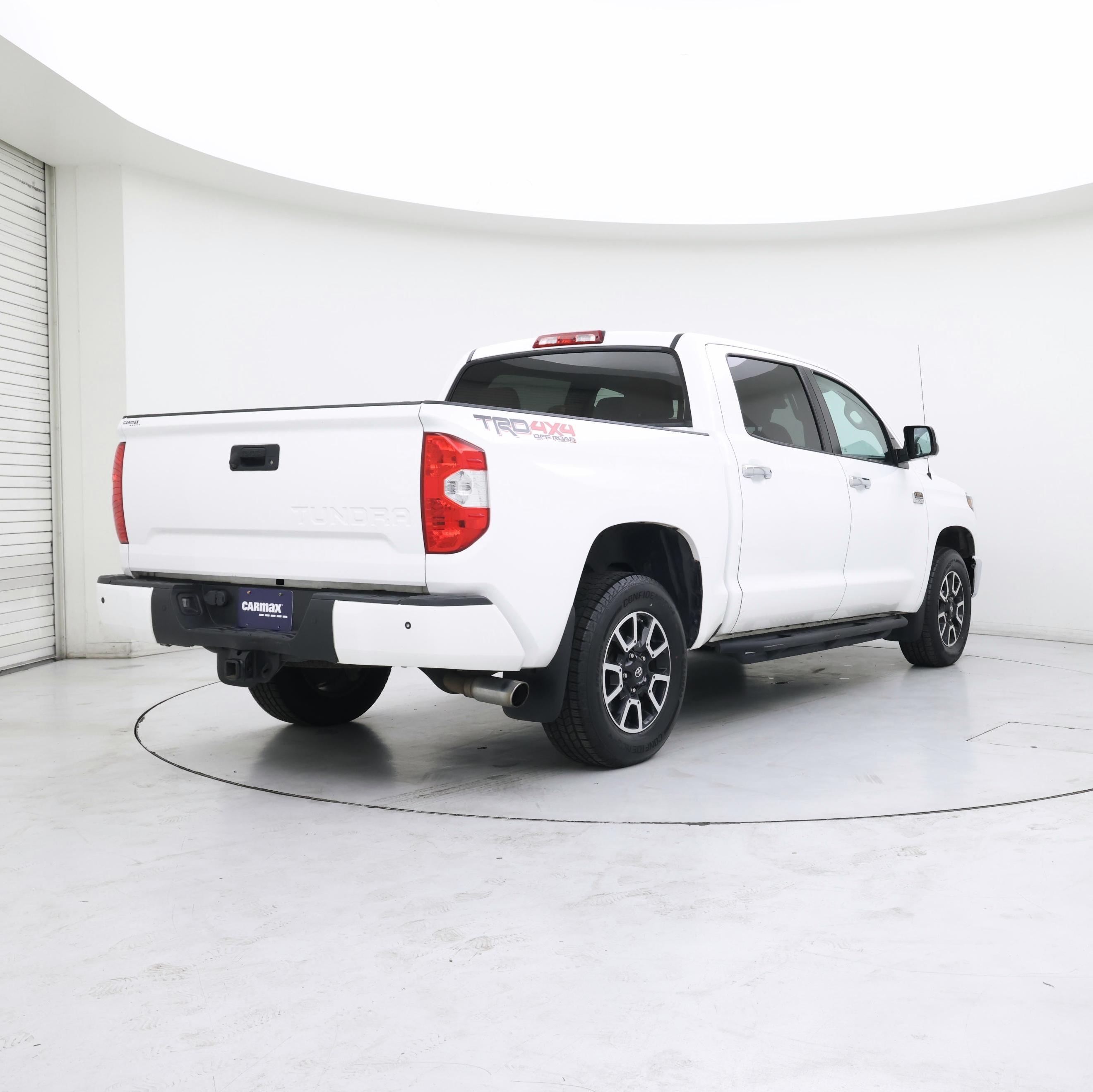 Thumbnail: 2019 Toyota Tundra - 8