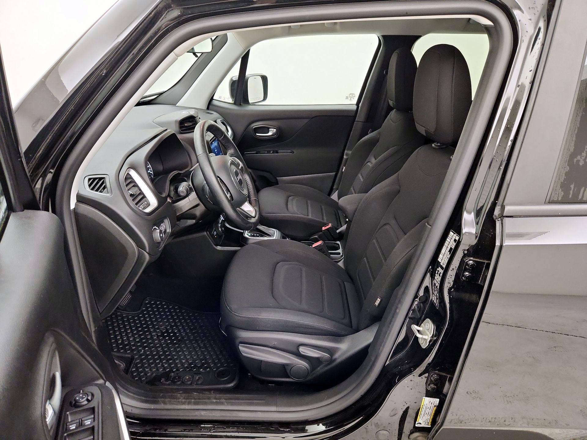 Thumbnail: 2020 Jeep Renegade - 11