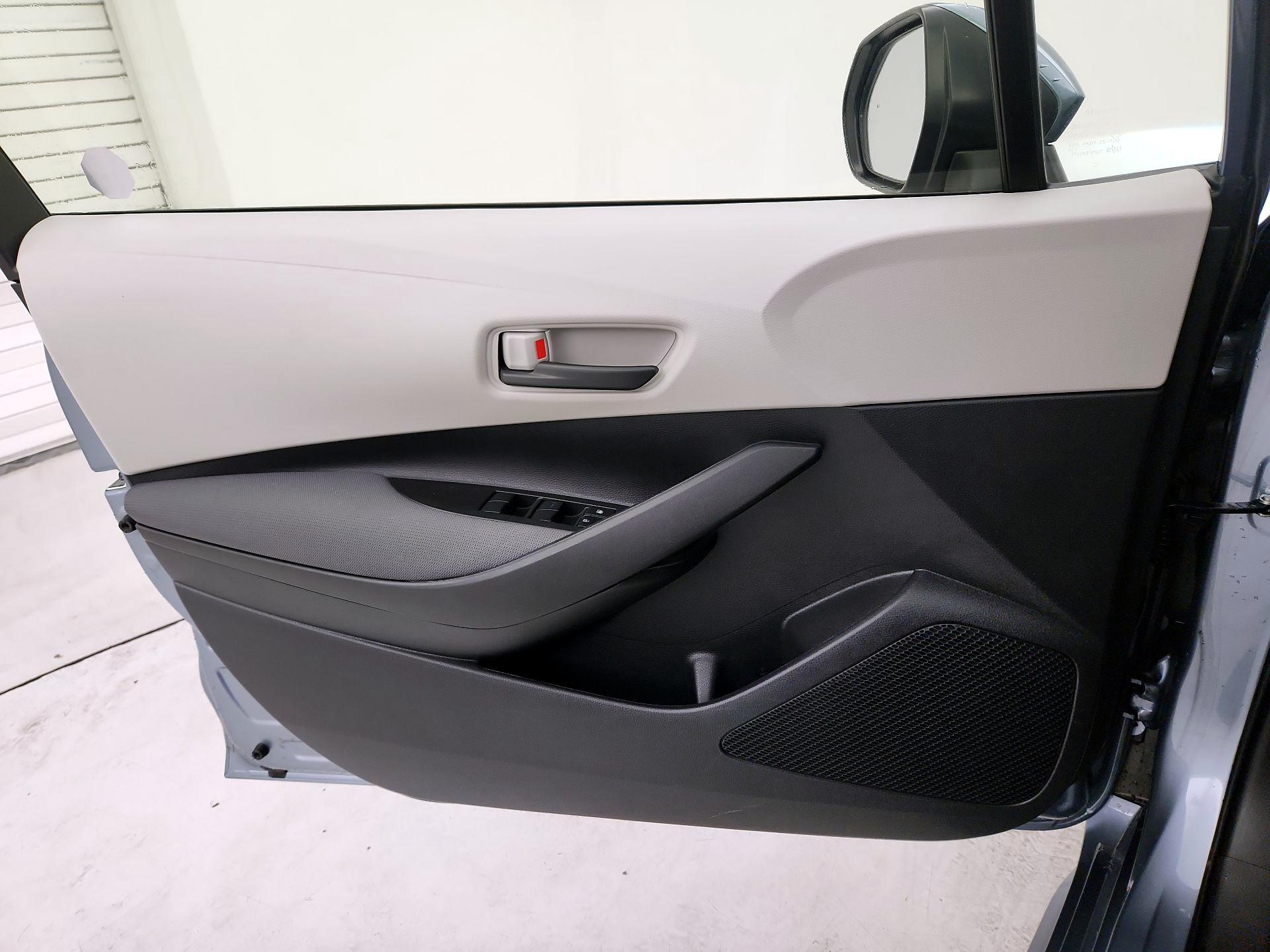 Thumbnail: 2022 Toyota Corolla - 12