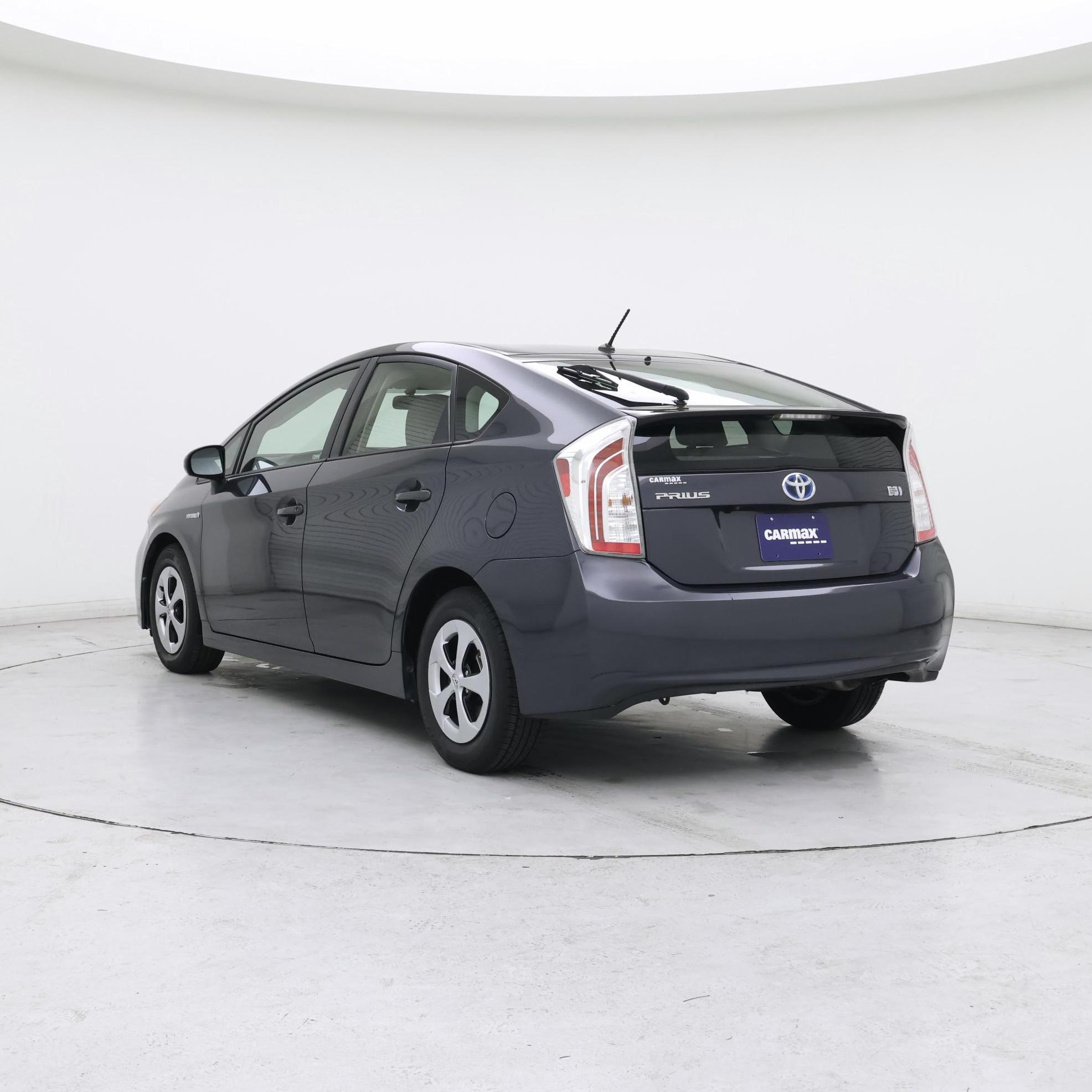 Thumbnail: 2015 Toyota Prius - 2