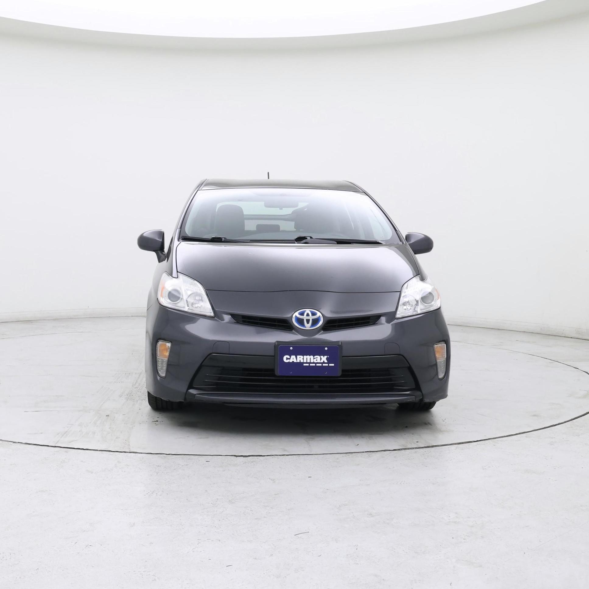 Thumbnail: 2015 Toyota Prius - 5