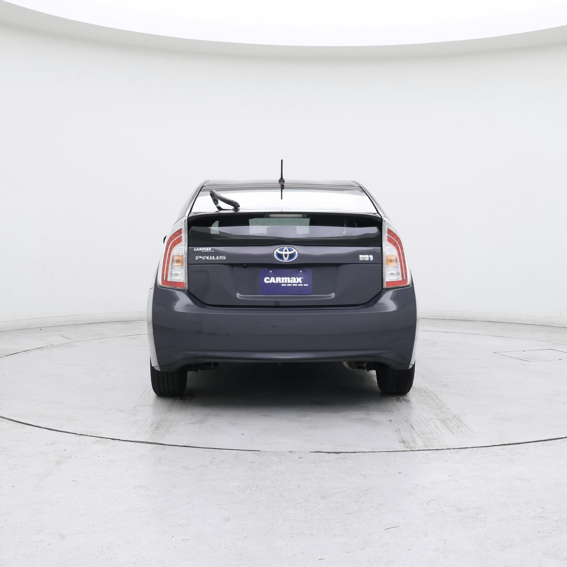 Thumbnail: 2015 Toyota Prius - 6