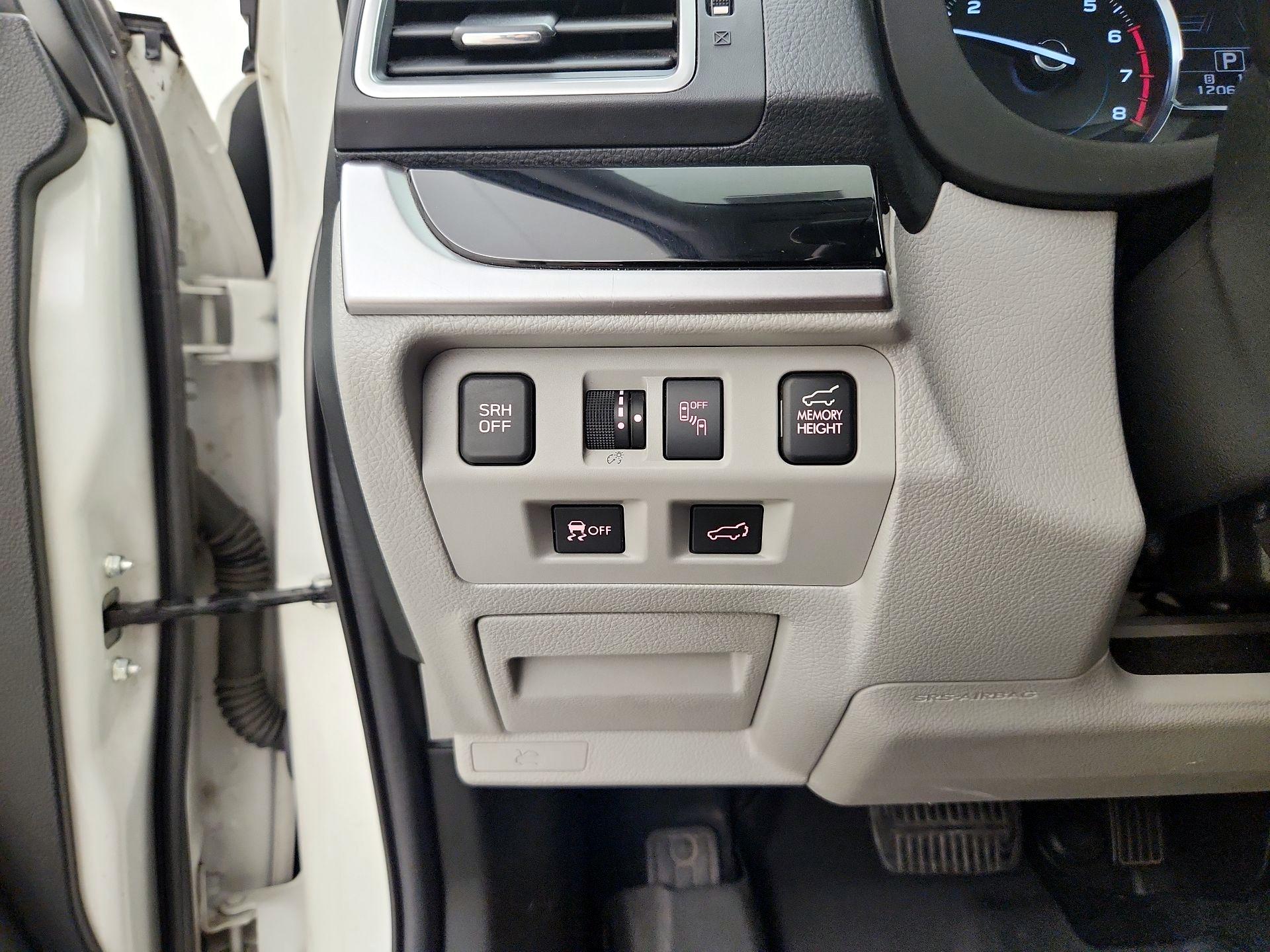 Thumbnail: 2017 Subaru Forester - 13