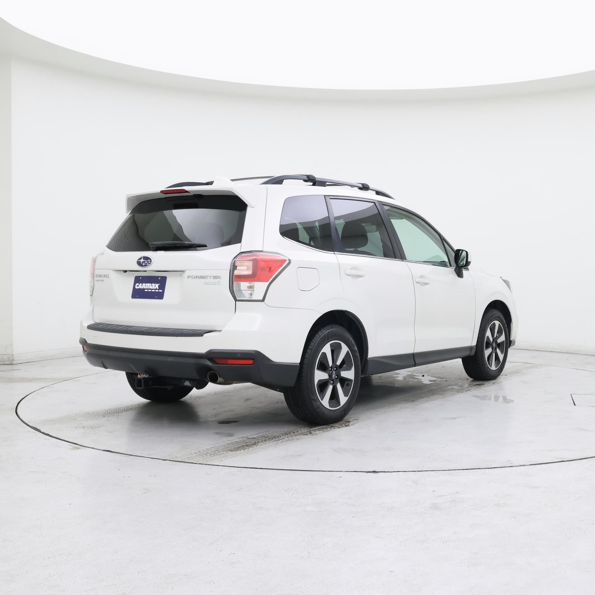 Thumbnail: 2017 Subaru Forester - 8