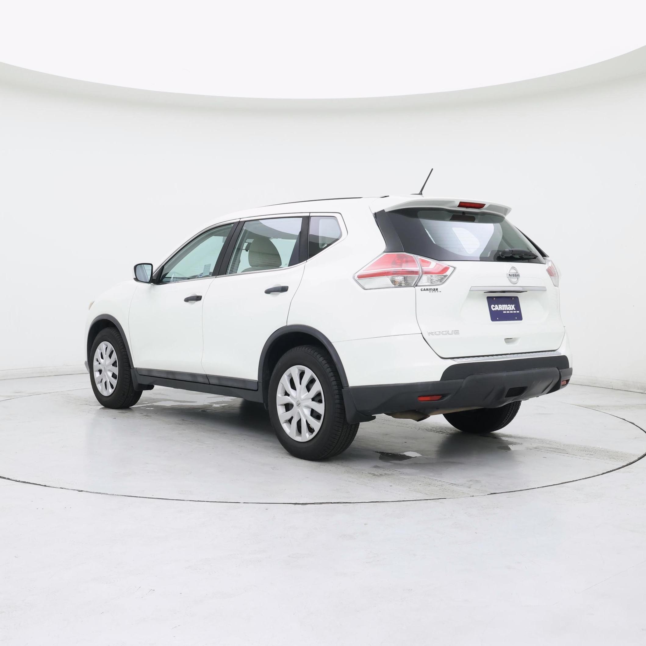 Thumbnail: 2016 Nissan Rogue - 2