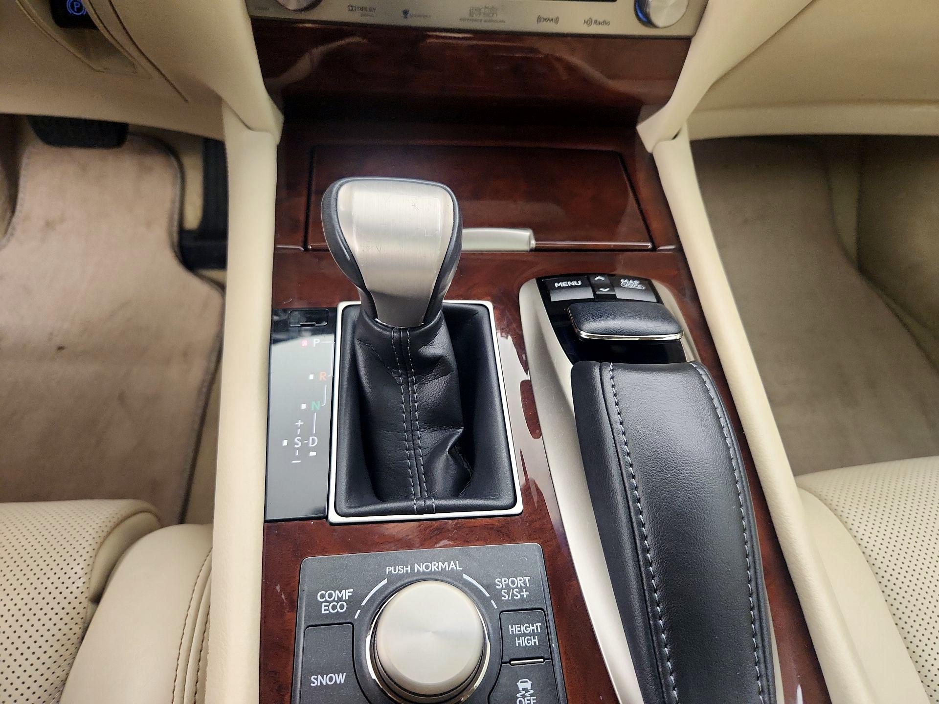 Thumbnail: 2014 Lexus LS - 18