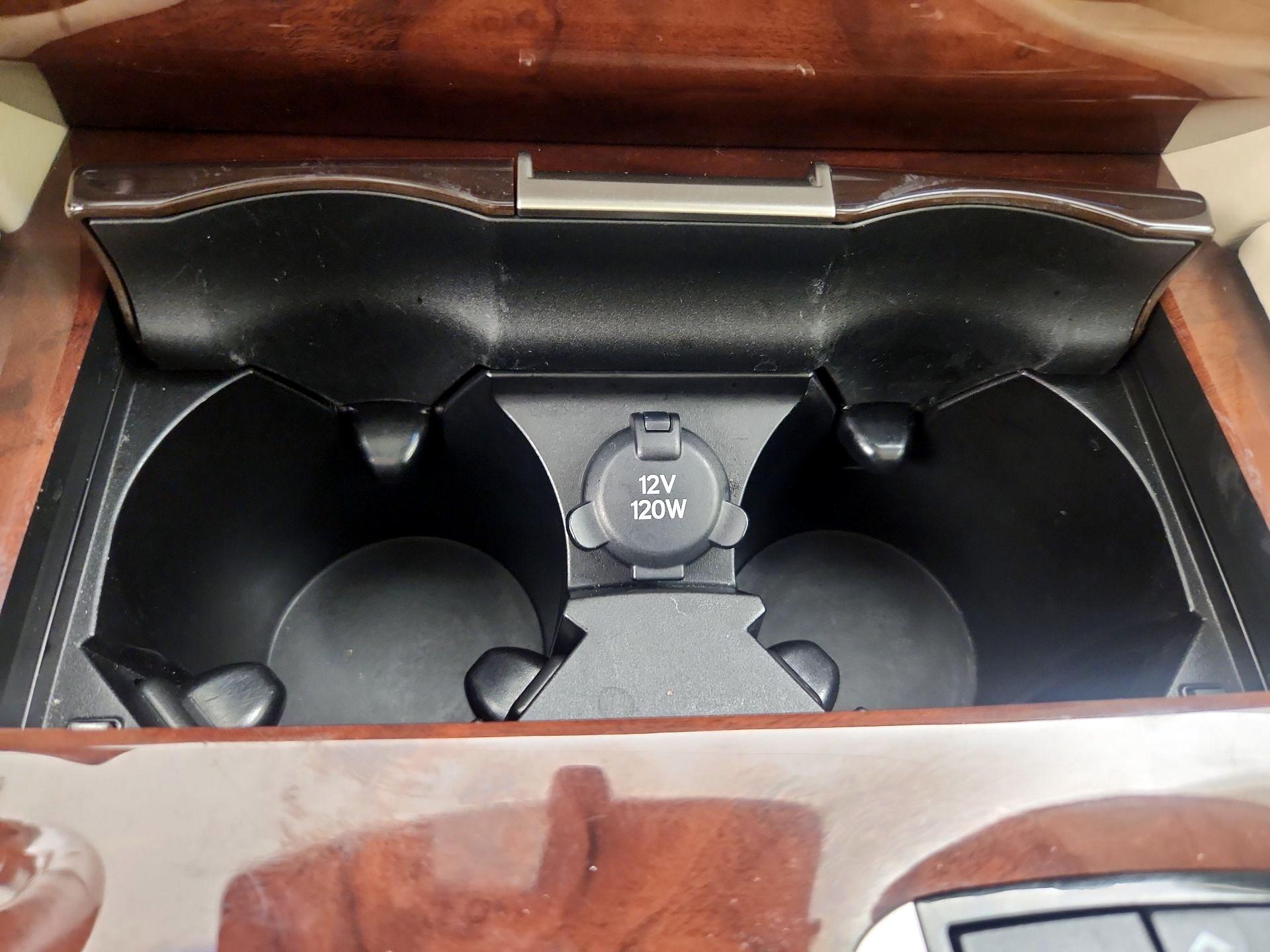 Thumbnail: 2014 Lexus LS - 19