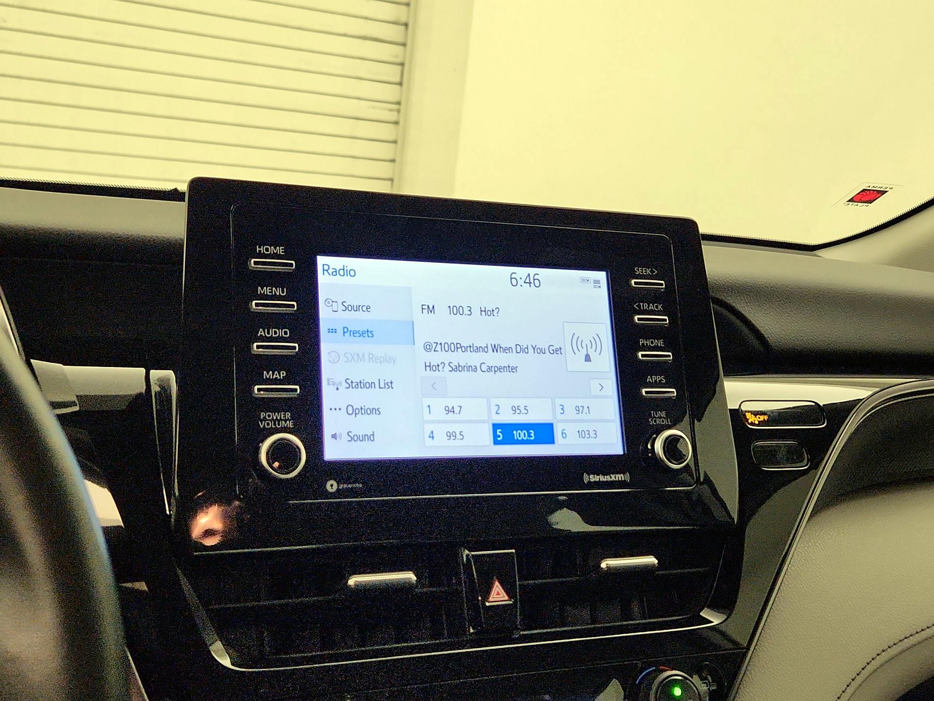 Thumbnail: 2022 Toyota Camry - 15