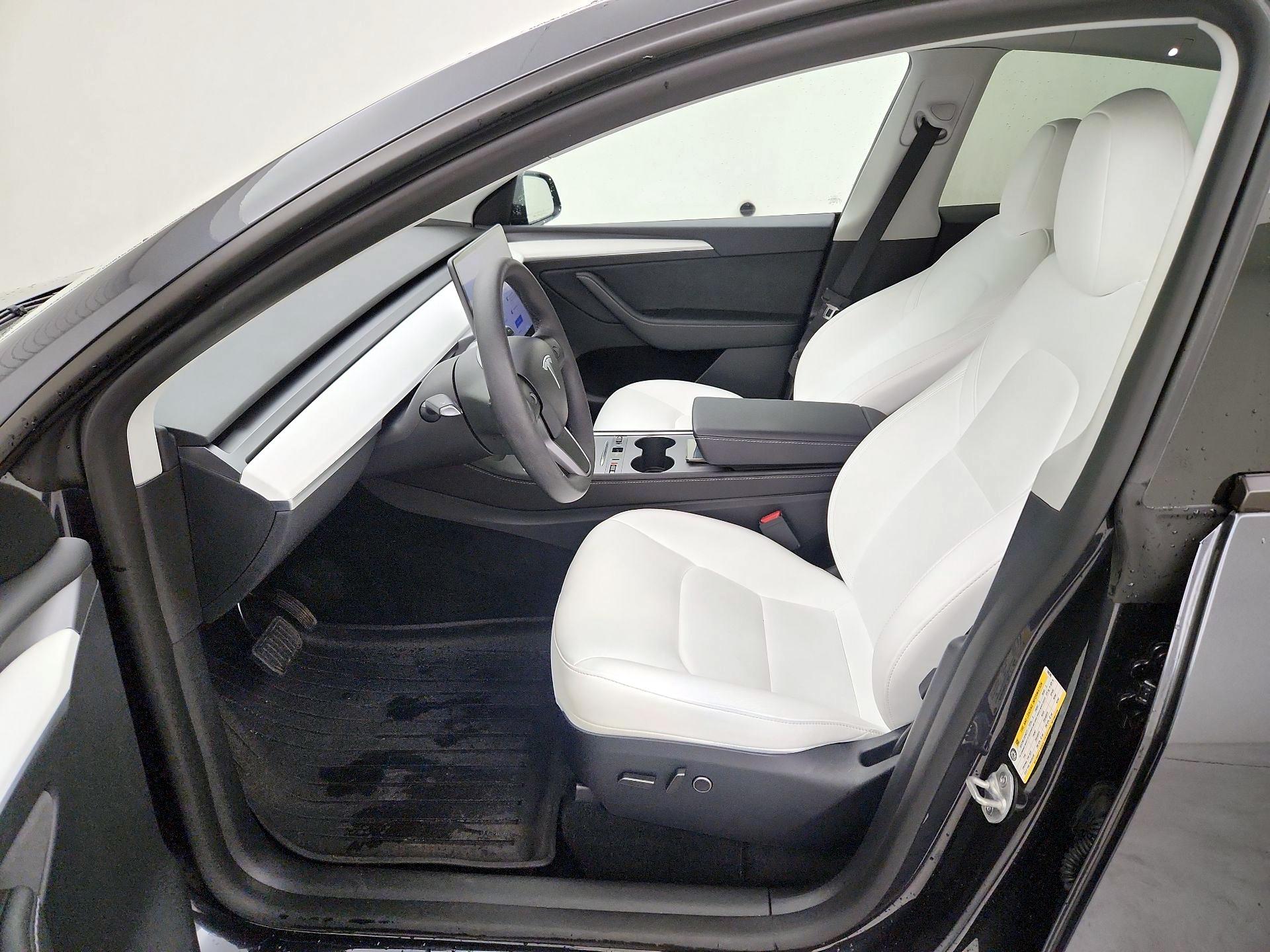 Thumbnail: 2025 Tesla Model Y - 11