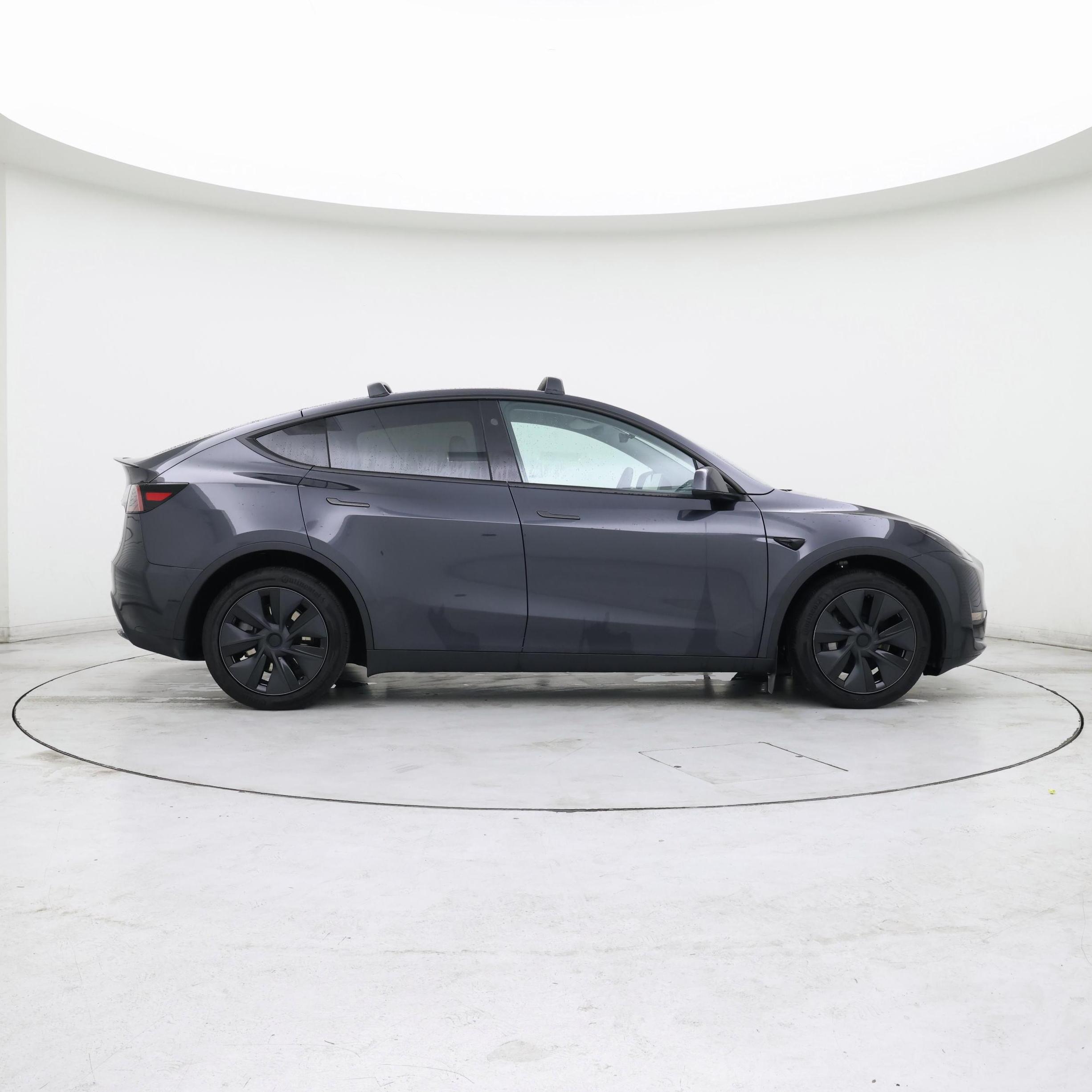 Thumbnail: 2025 Tesla Model Y - 7