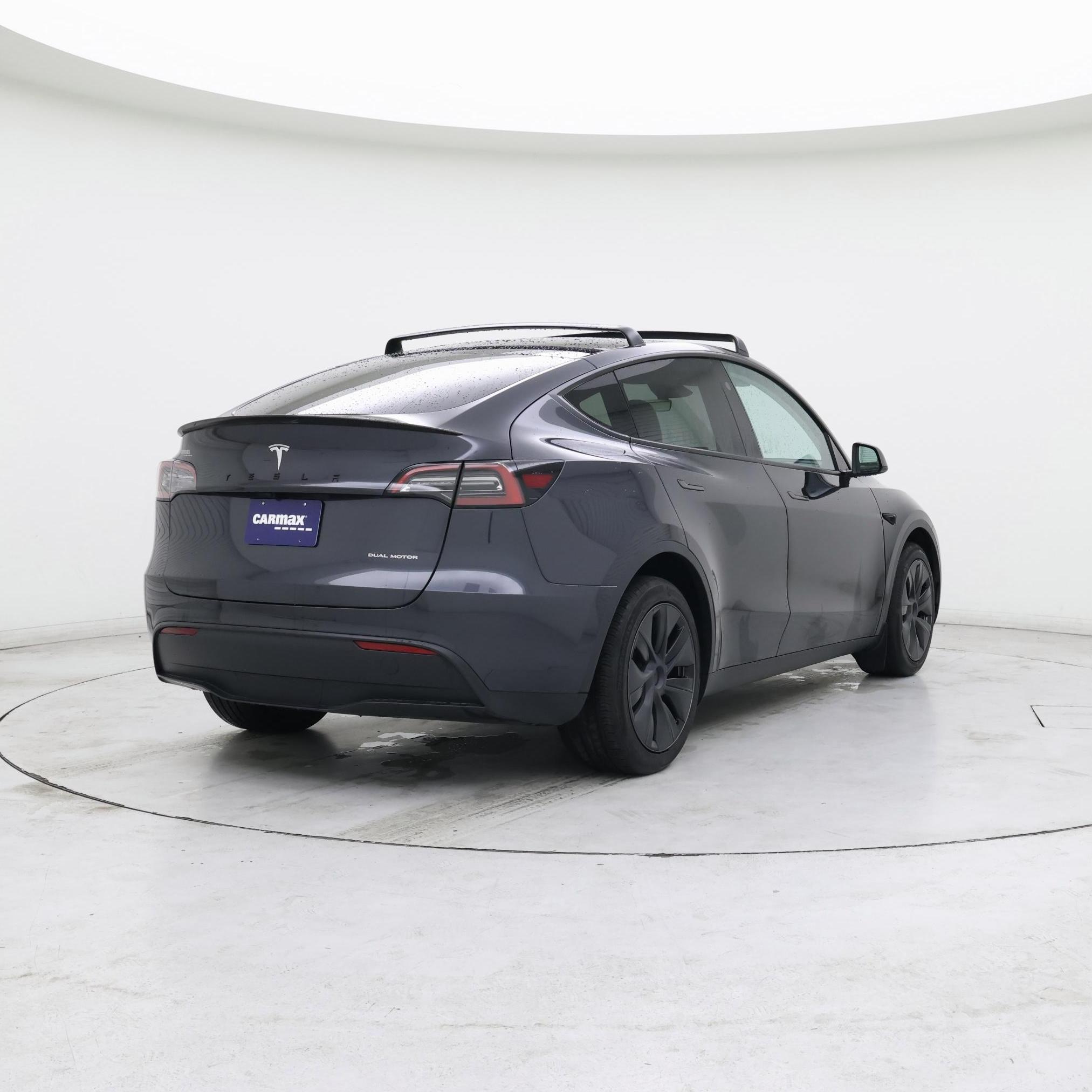Thumbnail: 2025 Tesla Model Y - 8