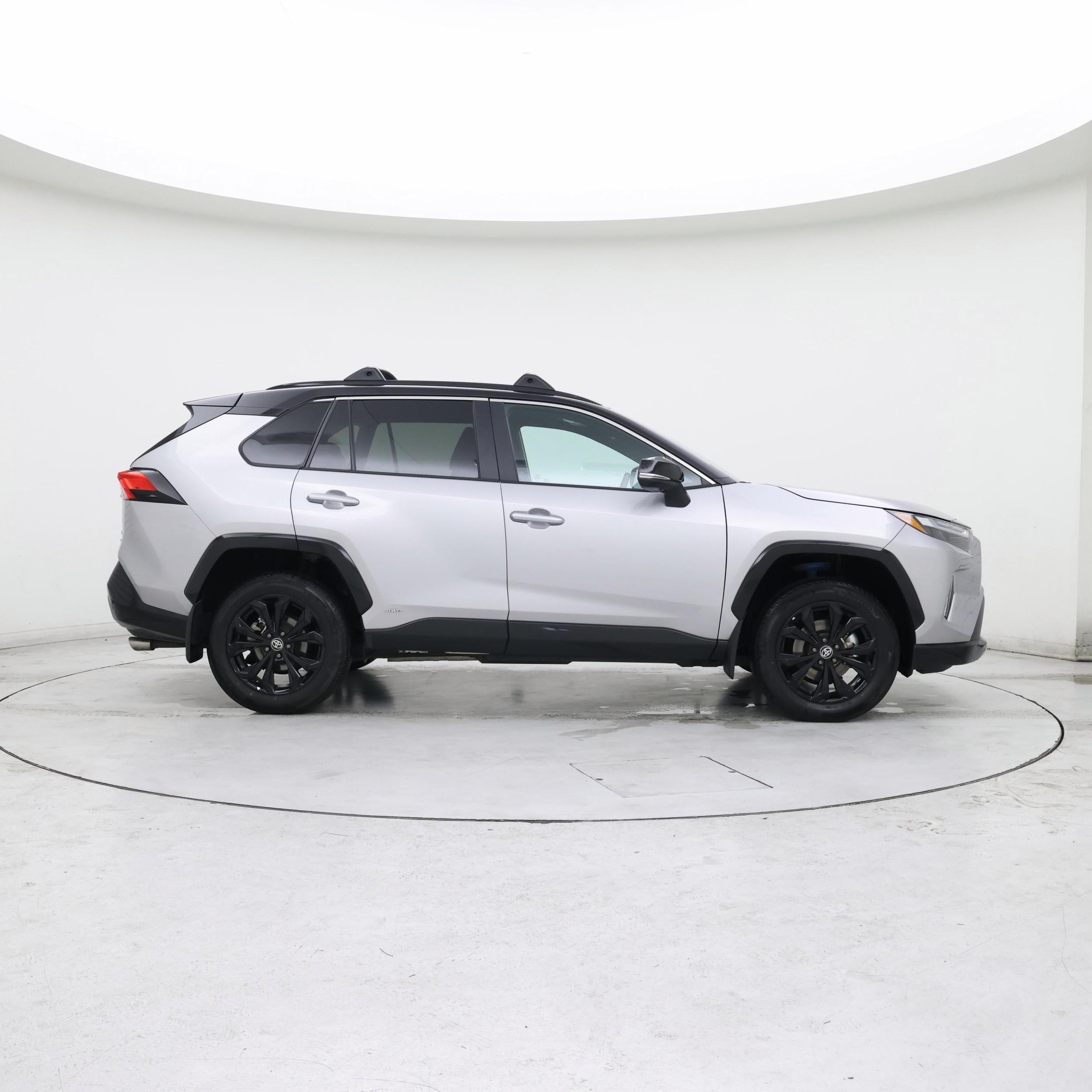 Thumbnail: 2023 Toyota RAV4 - 7