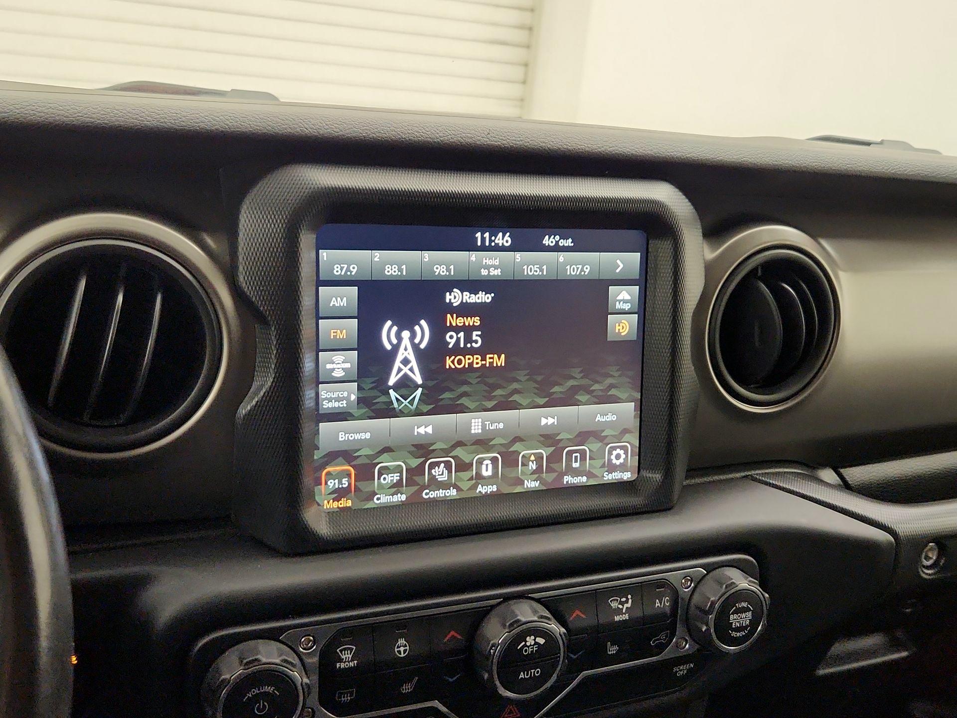 Thumbnail: 2020 Jeep Wrangler - 16